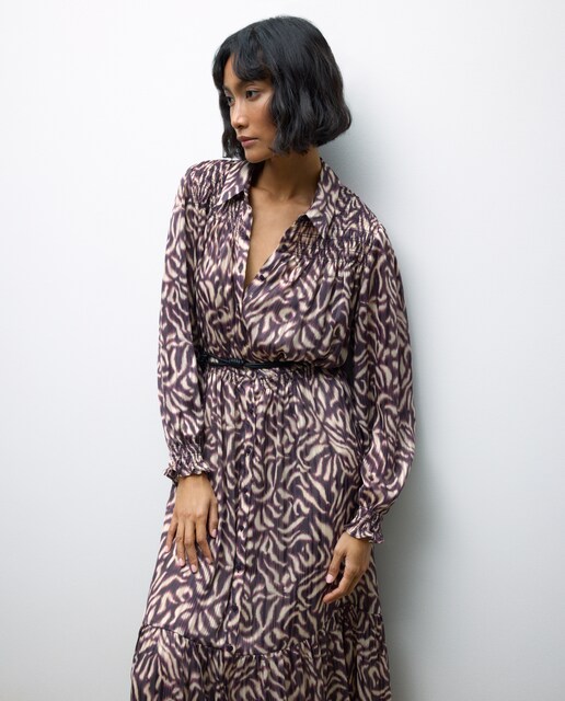 Imagen 0 de Vestido midi de manga larga estampado camisero
