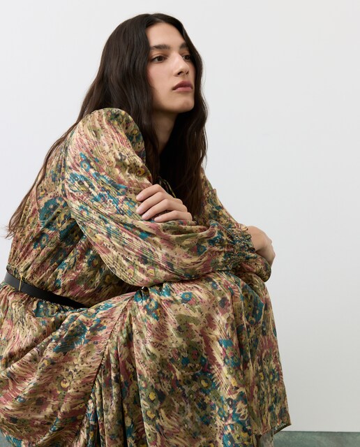 Imagen 0 de Vestido midi camisero estampado manga larga con cinturón de mujer Verde