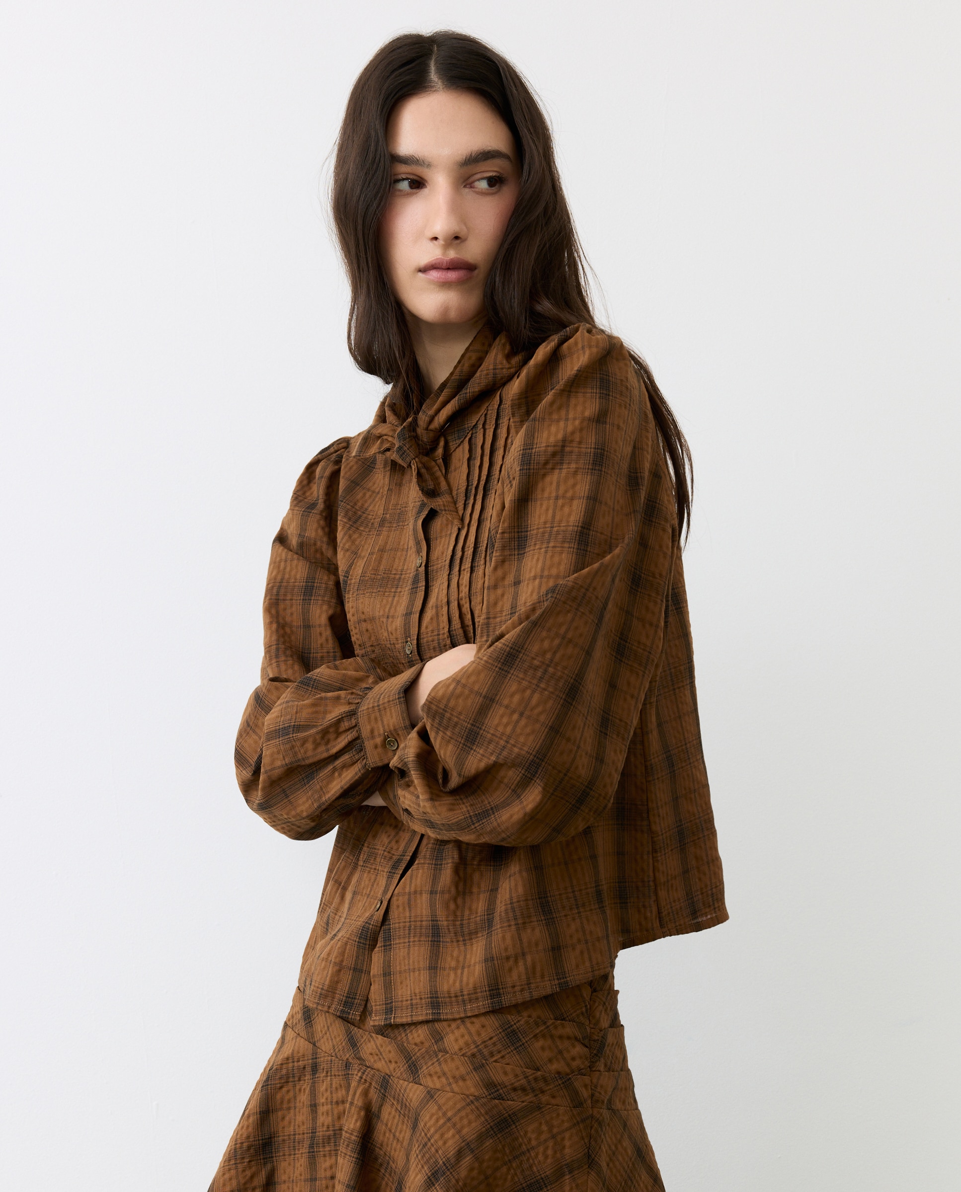 Imagem 0 de Blusa aos Quadrados com Lenço