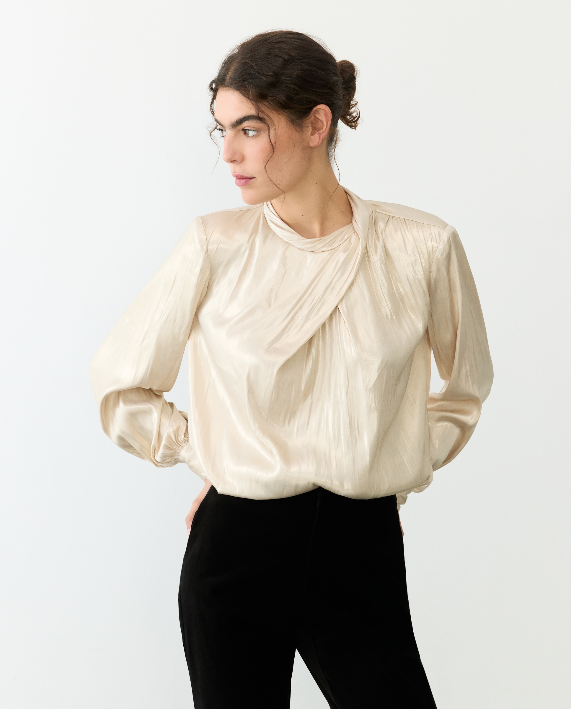 Blusa de Manga Comprida Laminada 390 Ouro-2