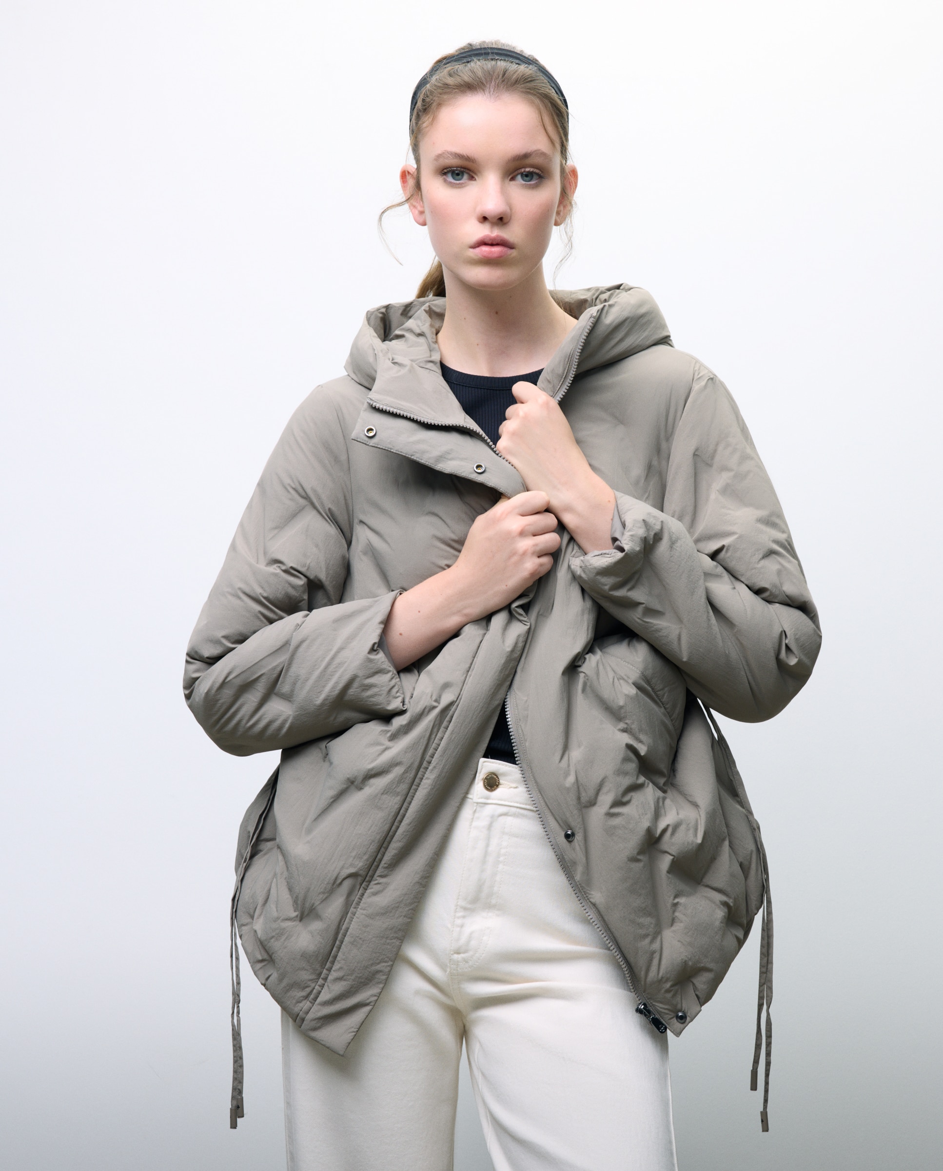 Blusão Acolchoado com Capuz Bege-1