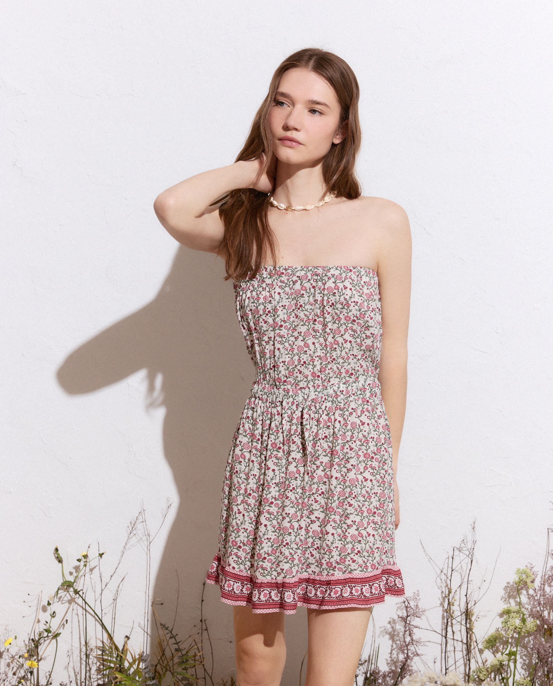Vestido com Decote Caicai e Rebordo Decorativo 120 Cru-2