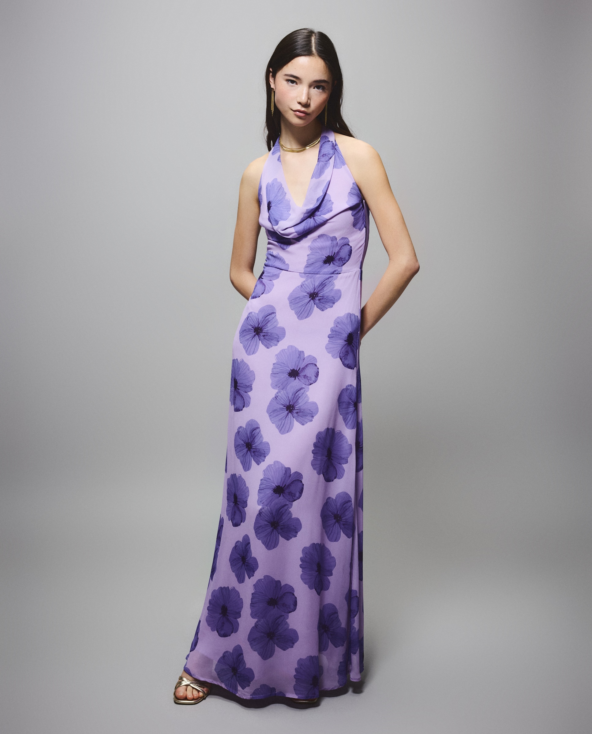 Imagem 0 de Vestido Halter com Estampado