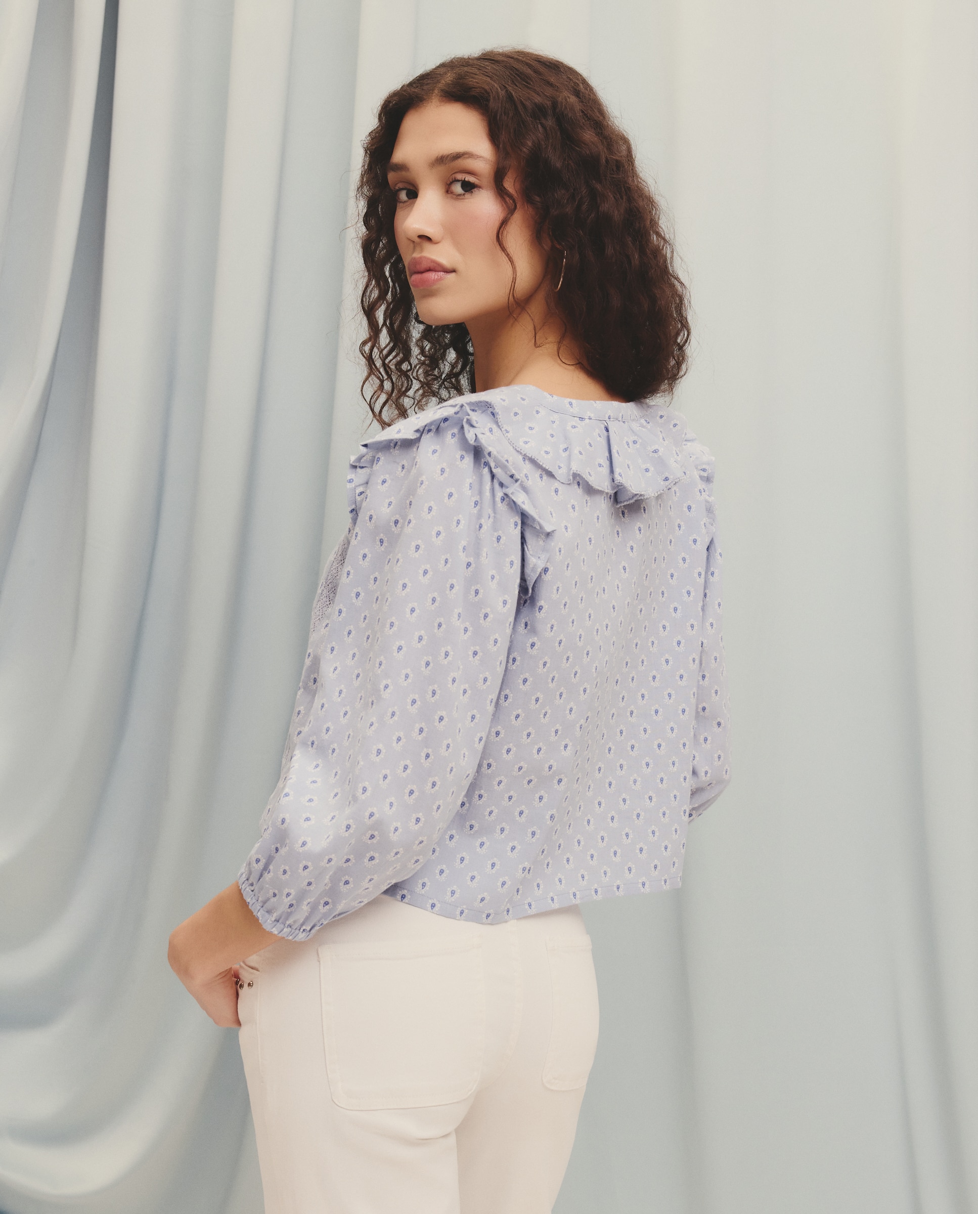 Blusa com Folhos e Elásticos 410 Azul Claro-3