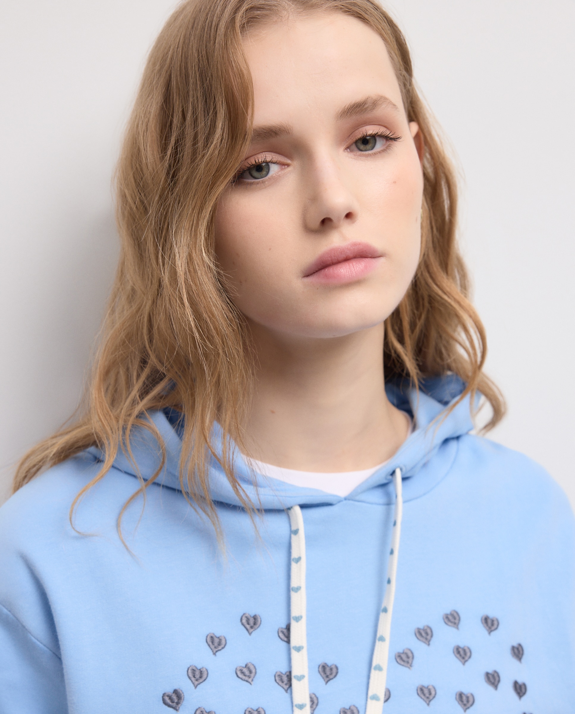 Sweatshirt com Capuz e Estampado Mafalda Ceruelo-4