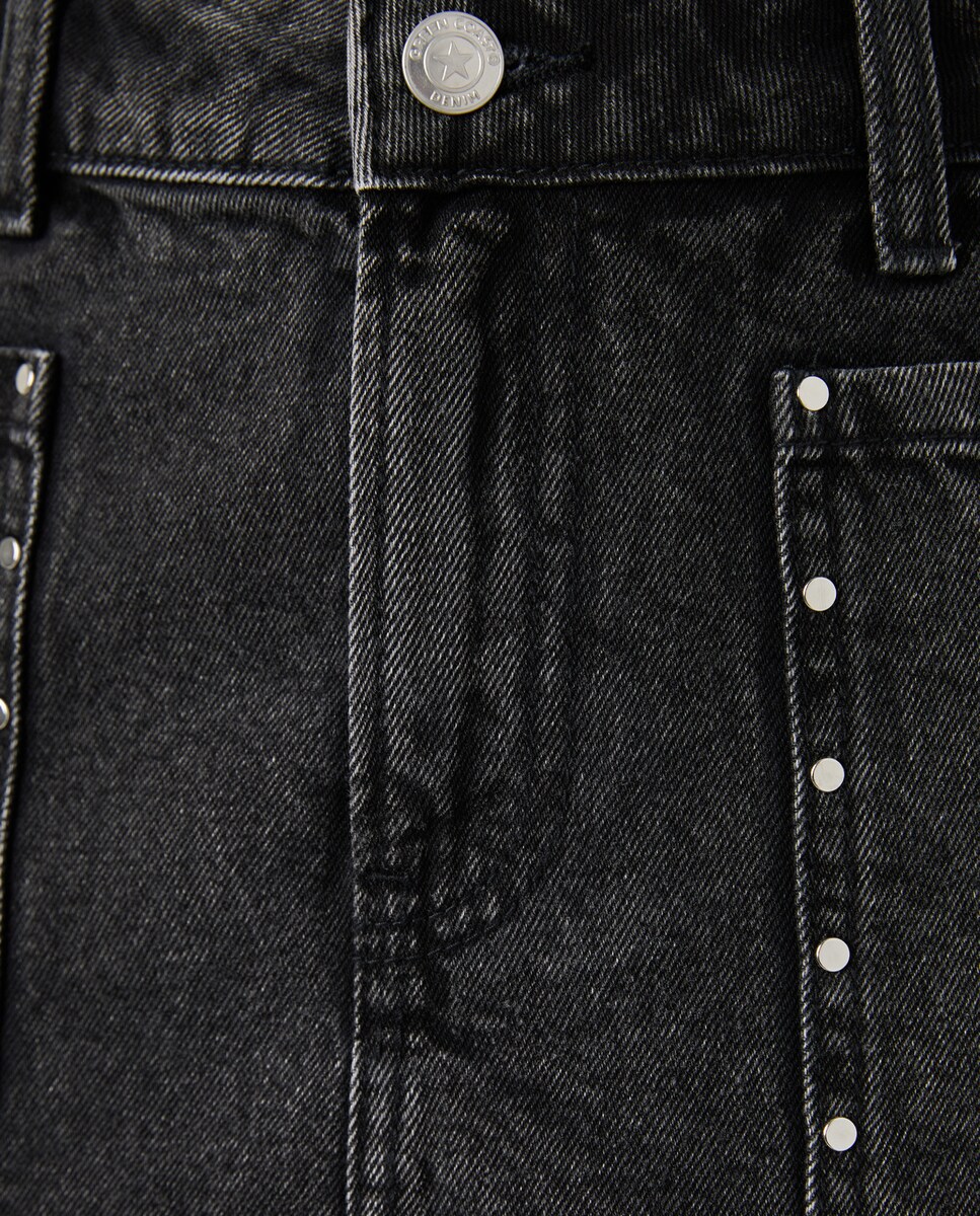 Minissaia Carpenter com Tachas Preto-5