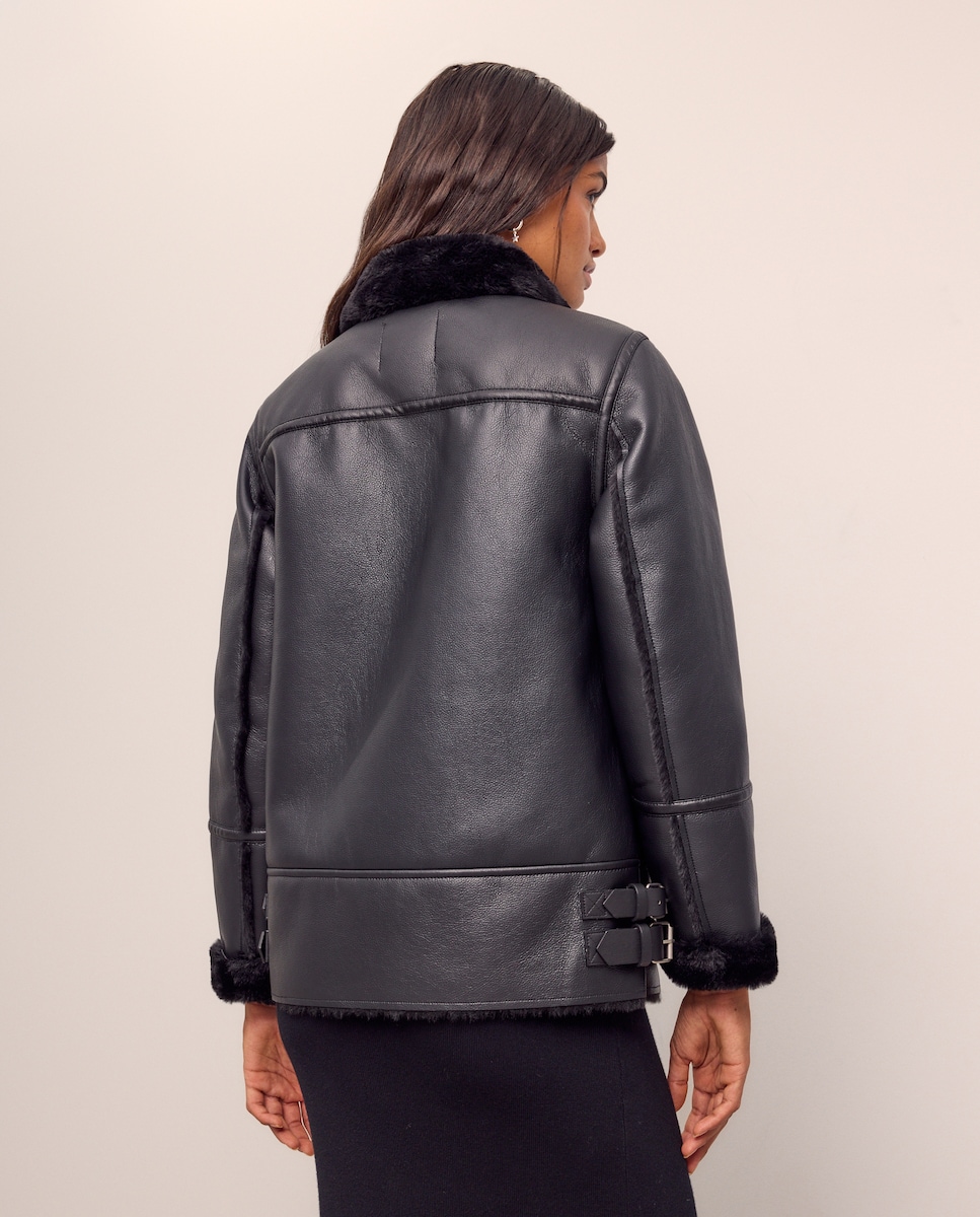 Blusão de Dupla Face Liso Preto-4