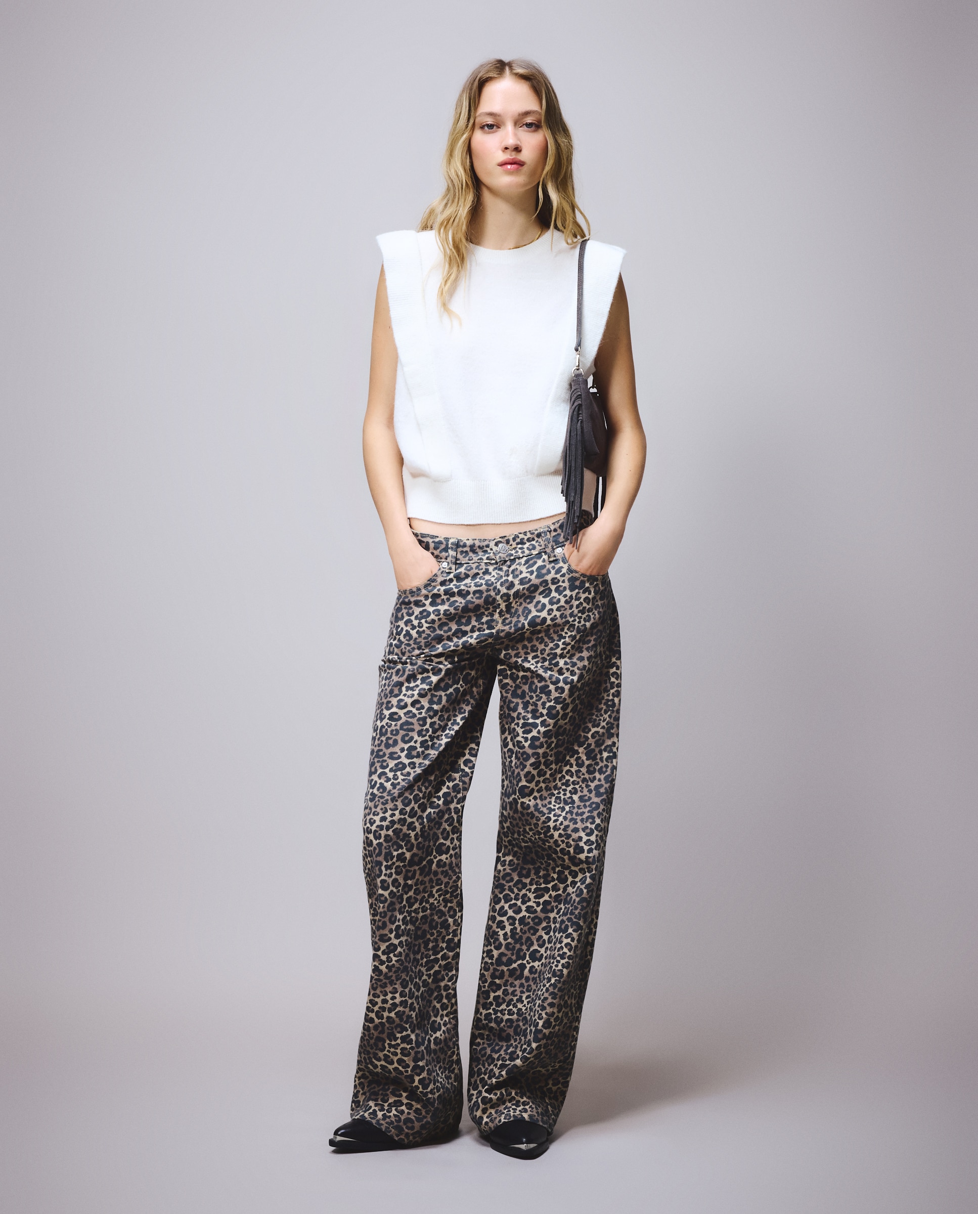 Imagen 0 de Pantalón wide leg animal print de mujer Green Coast Negro
