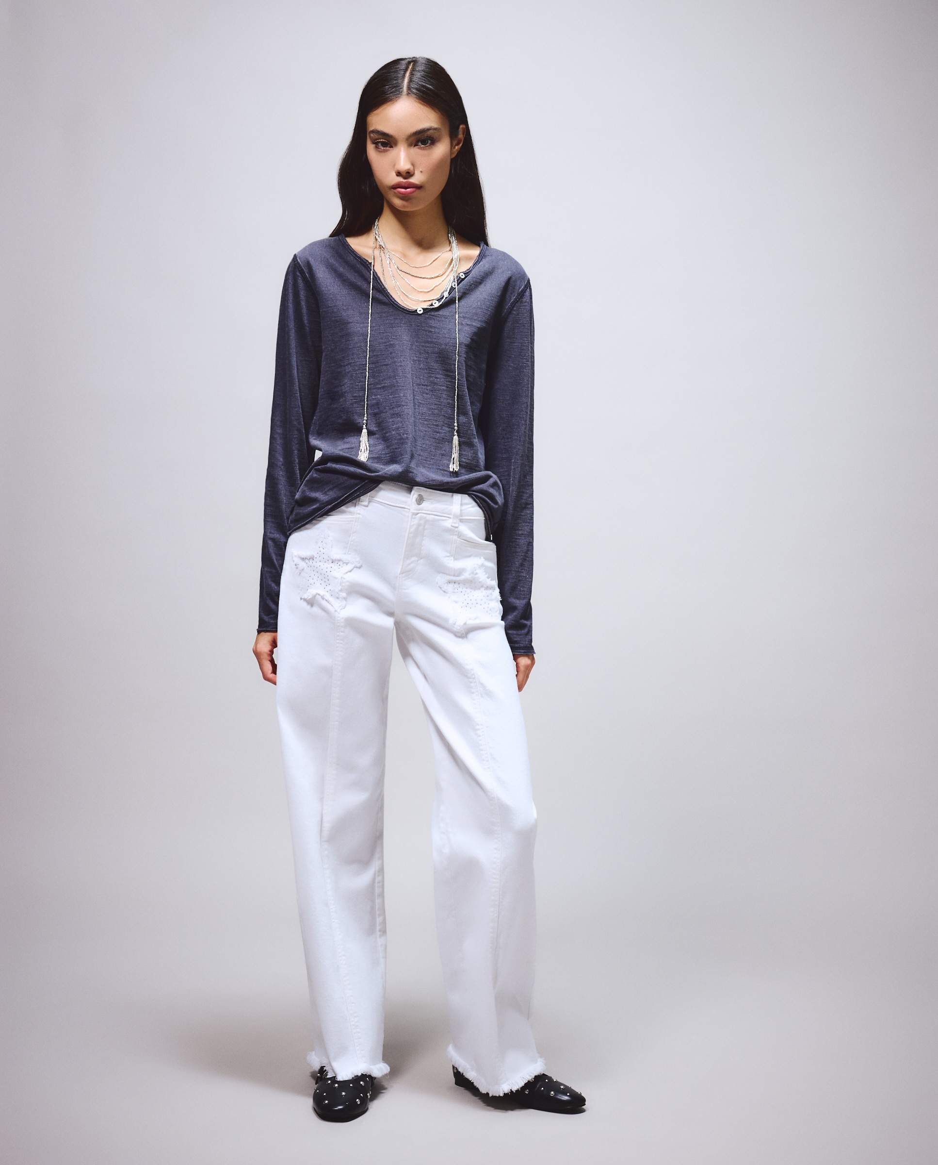 Imagen 0 de Pantalón wide leg de mujer con estrellas y strass Blanco