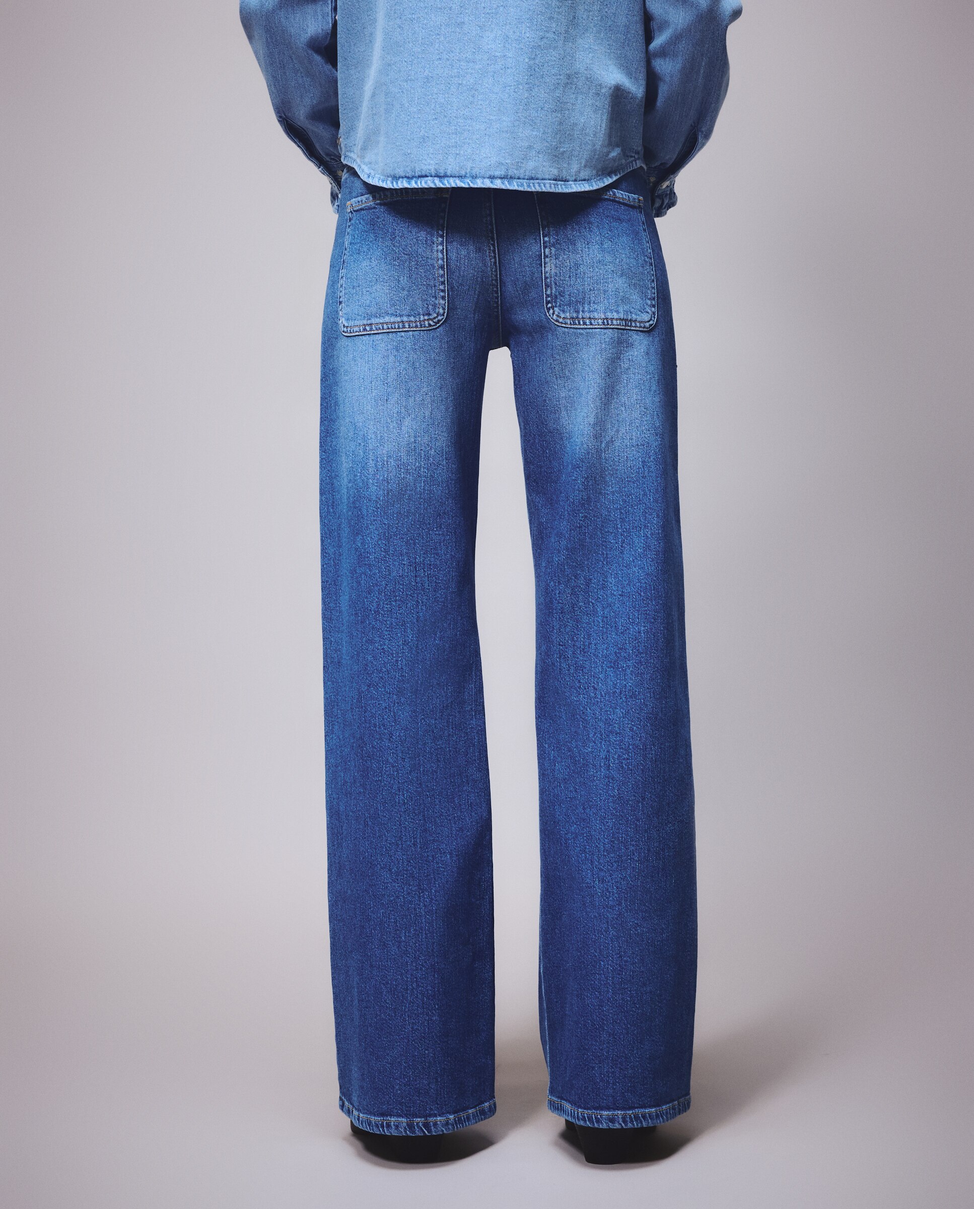 Imagen 3 de Pantalón wide leg de mujer con bolsillo delantero - Green Coast - Azul pálido Azul pálido