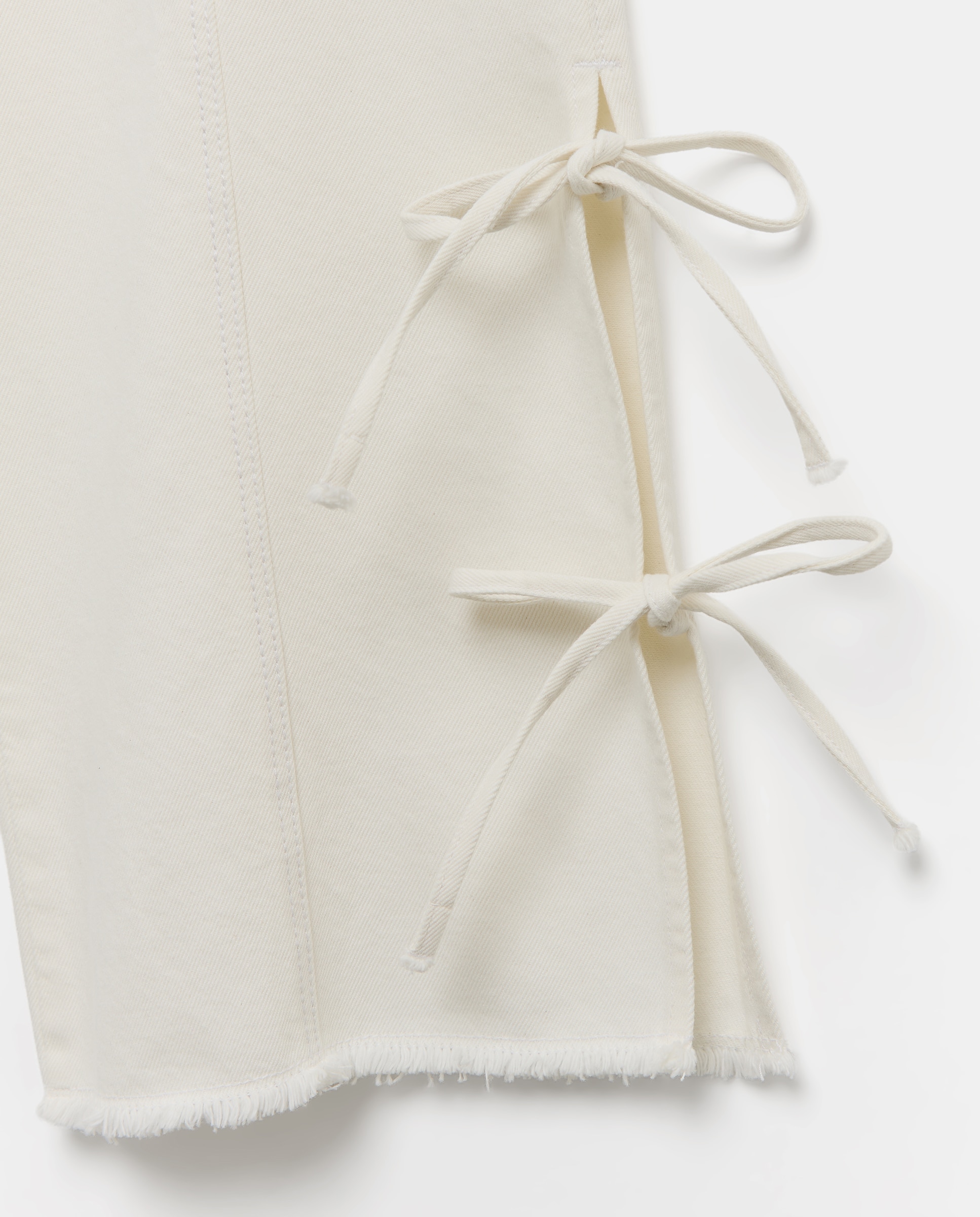 Imagen 5 de Pantalón de mujer con detalle de lazos - Green Coast - 120 Crudo 120 Crudo