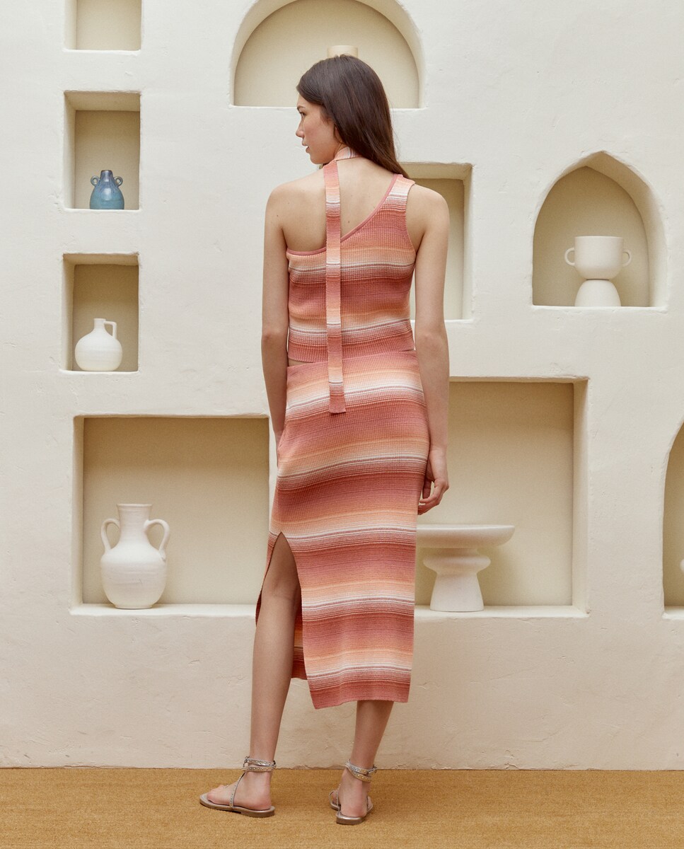 Saia Midi de Malha às Riscas Laranja-3