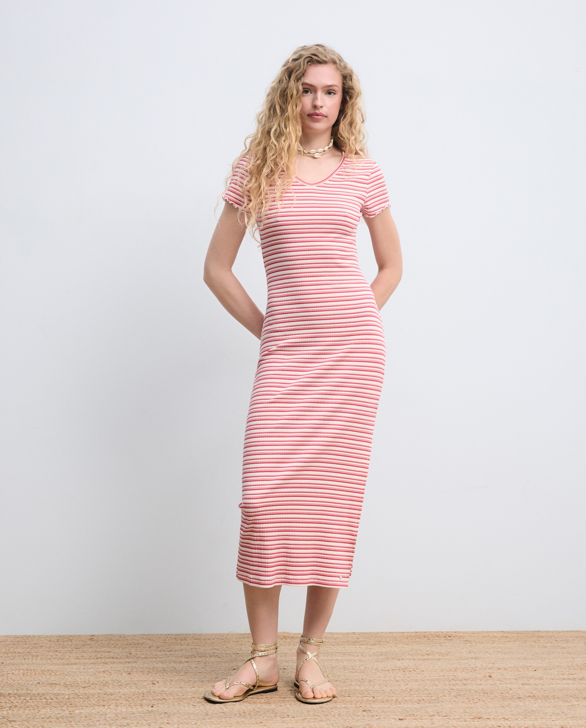 Vestido de Malha Canelada às Riscas com Manga Curta Vermelho-2