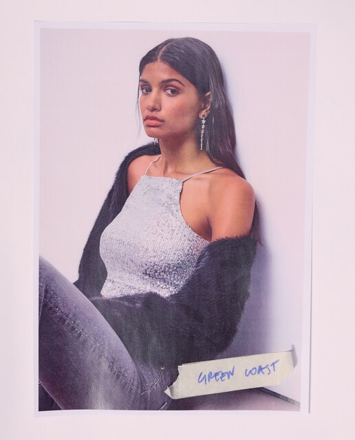 Imagen 0 de Top de mujer crop lentejuelas