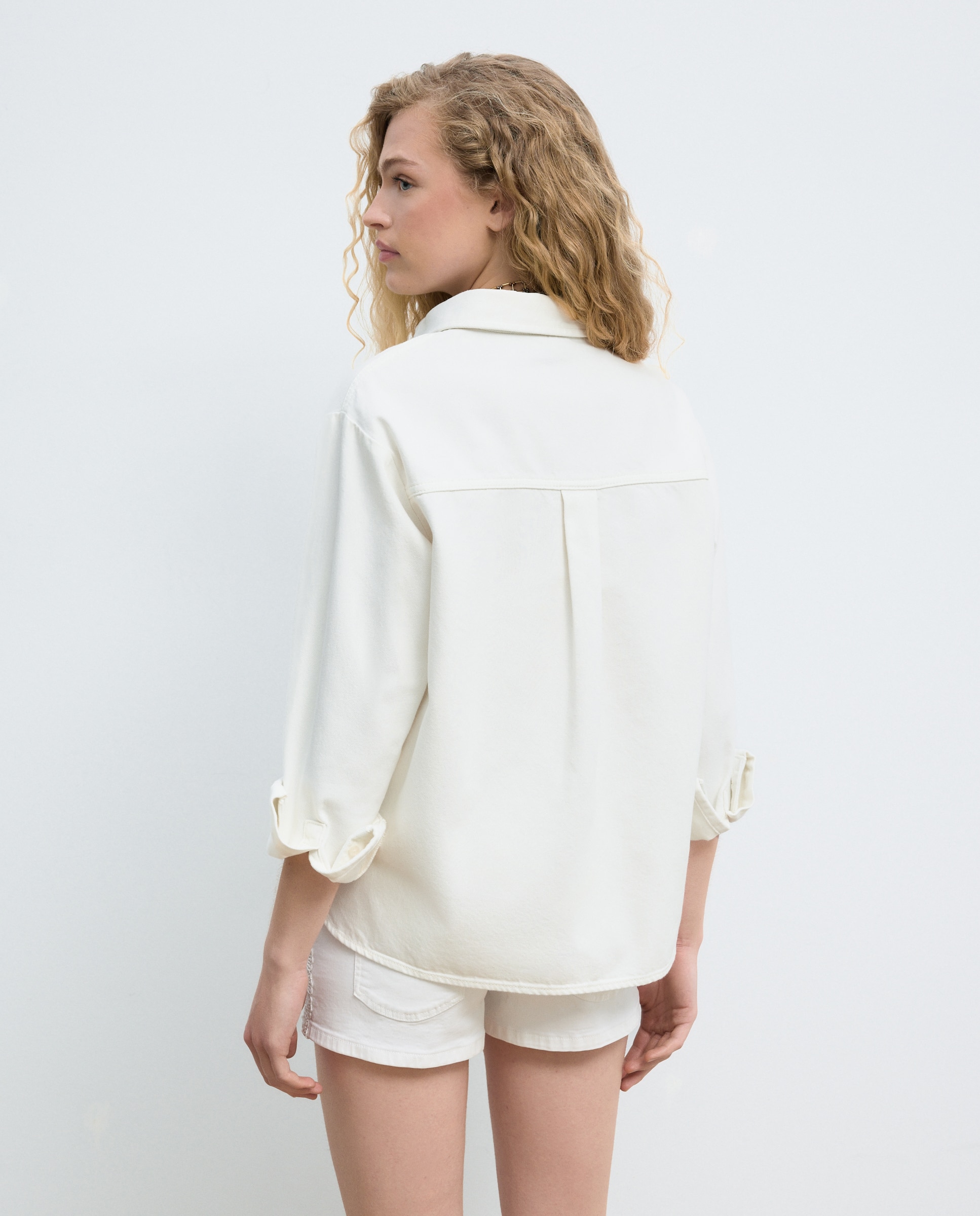 Sobrecamisa com Missangas 120 Cru-3