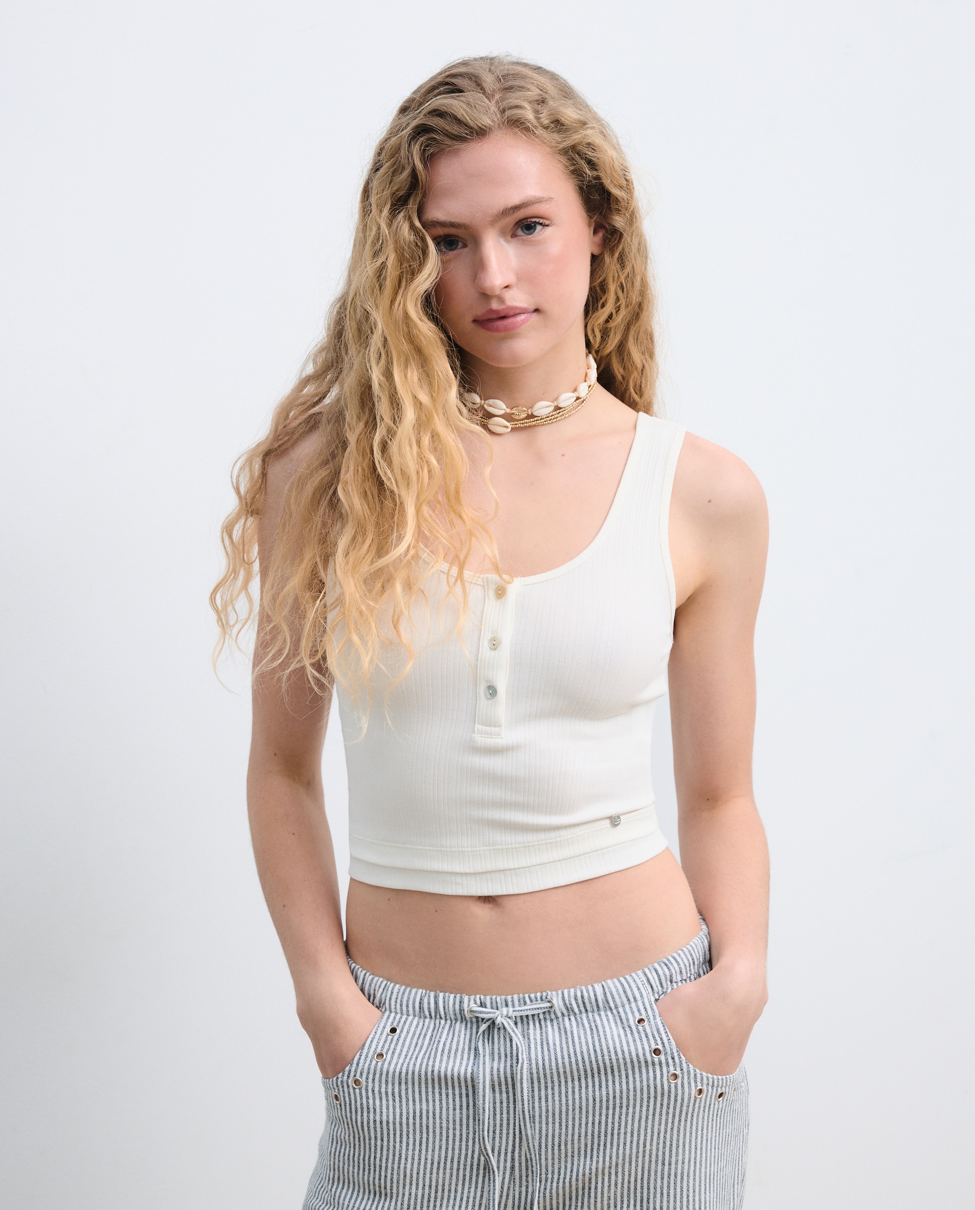Camiseta tank de mujer con botones - Green Coast - Blanco roto Blanco roto-1