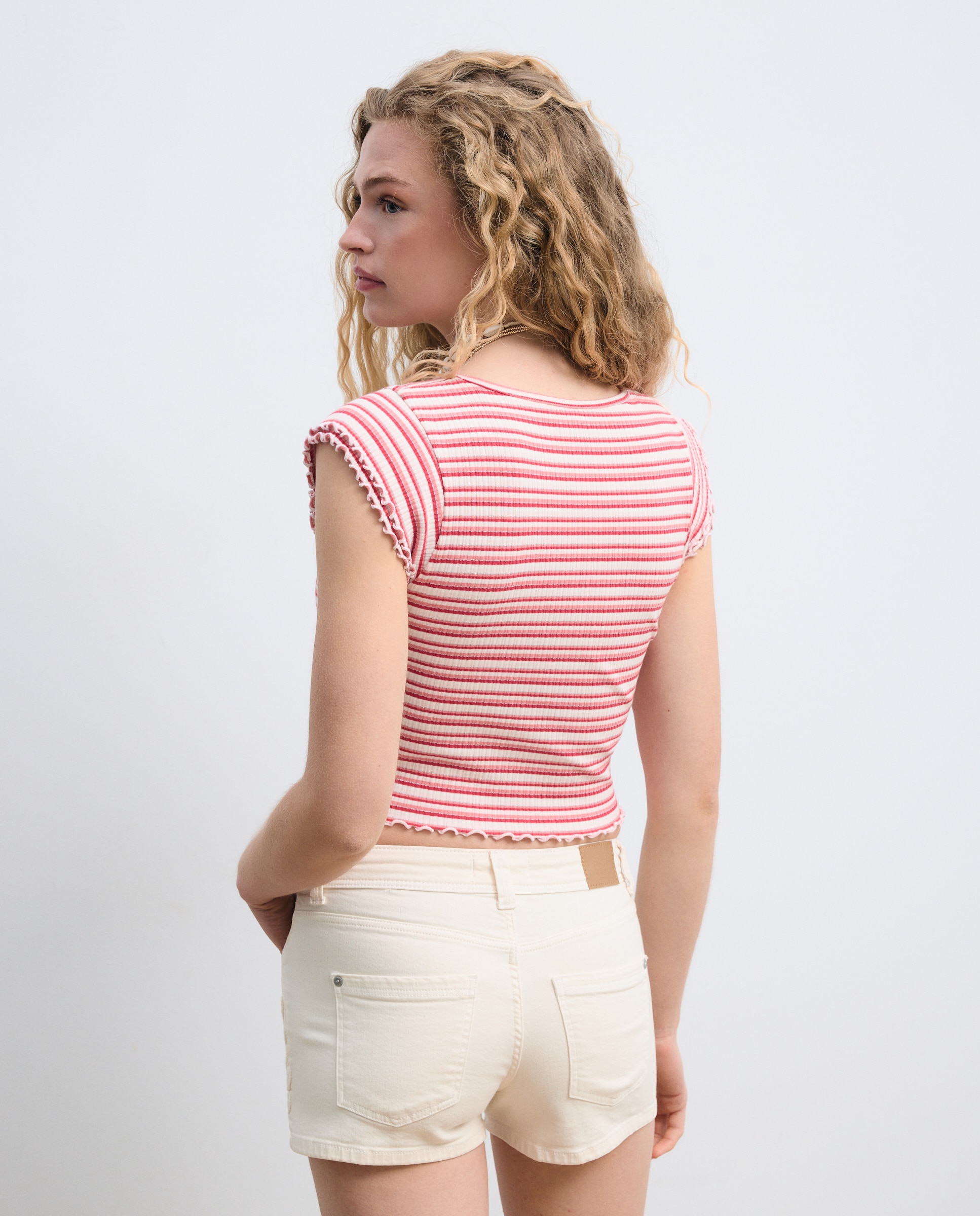 Imagen 3 de Camiseta top de mujer de canalé fruncida - Green Coast - Rojo Rojo