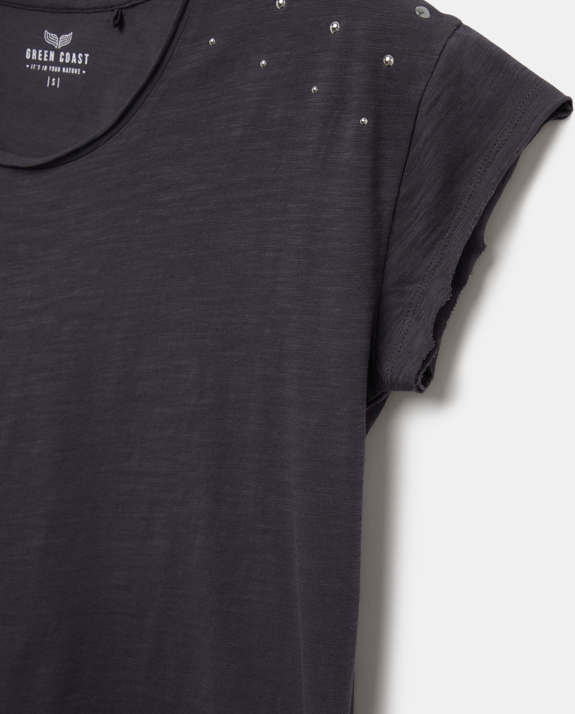 Camiseta de mujer con cuello olla y tachas - Green Coast - 830 Antracita 830 Antracita-5
