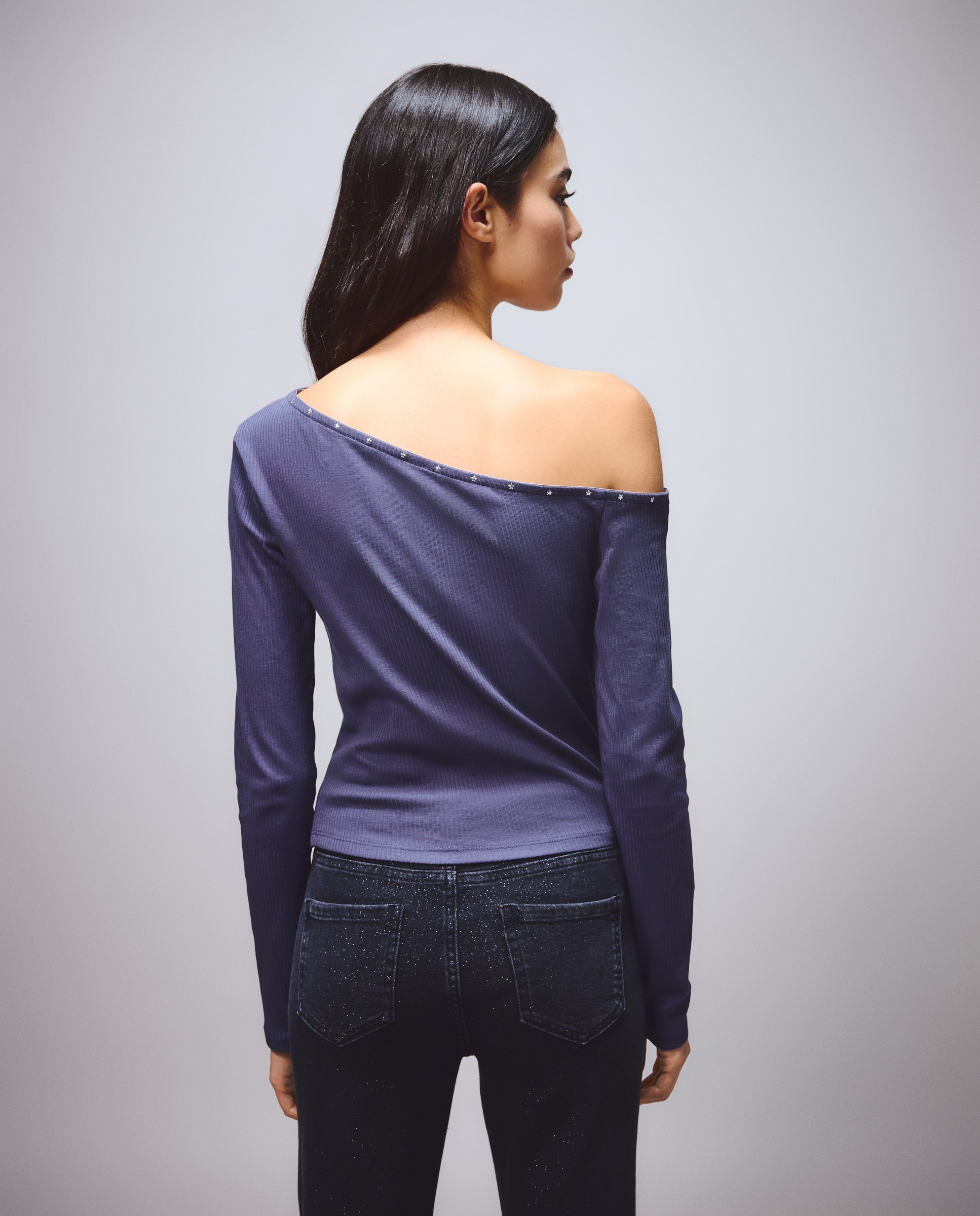 Top asimétrico de tachas y canalé - Green Coast - Gris claro Gris claro-2