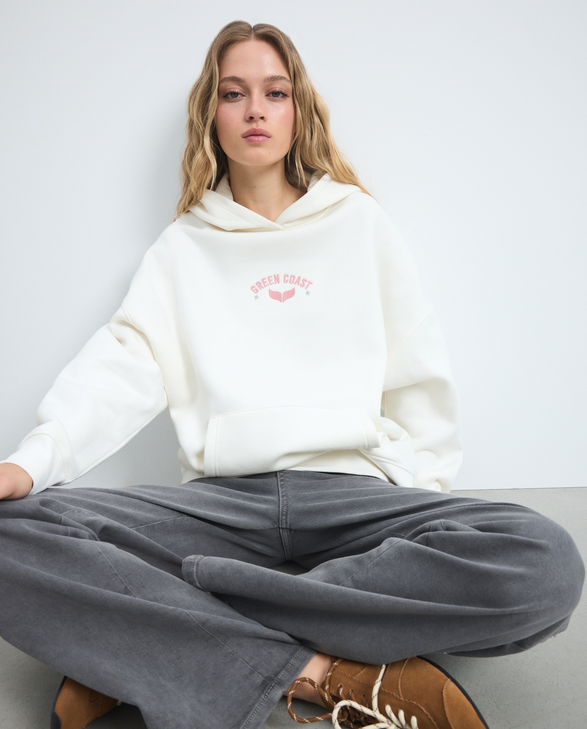 Sweatshirt Oversize com Logótipo Branco-marfim-2