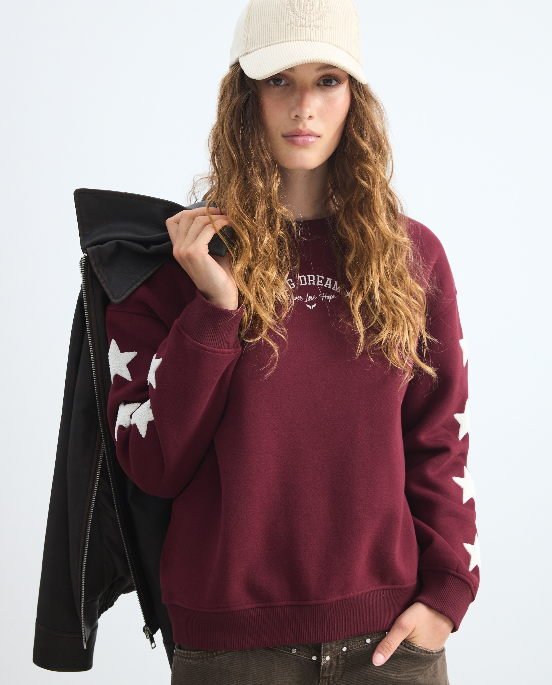 Sweatshirt com Estrelas Bordeaux-2