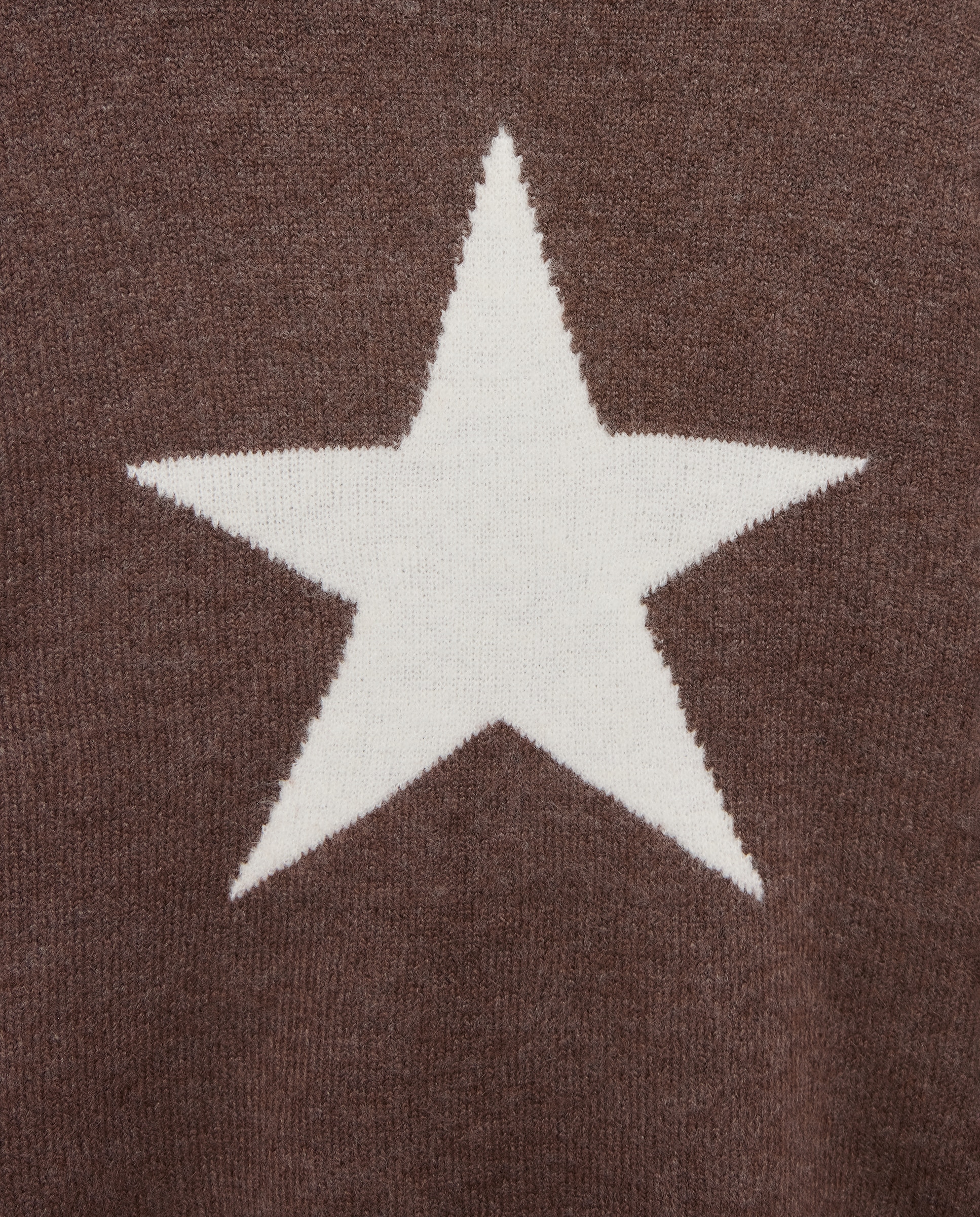 Camisola de Malha com Estrela Castanho-5