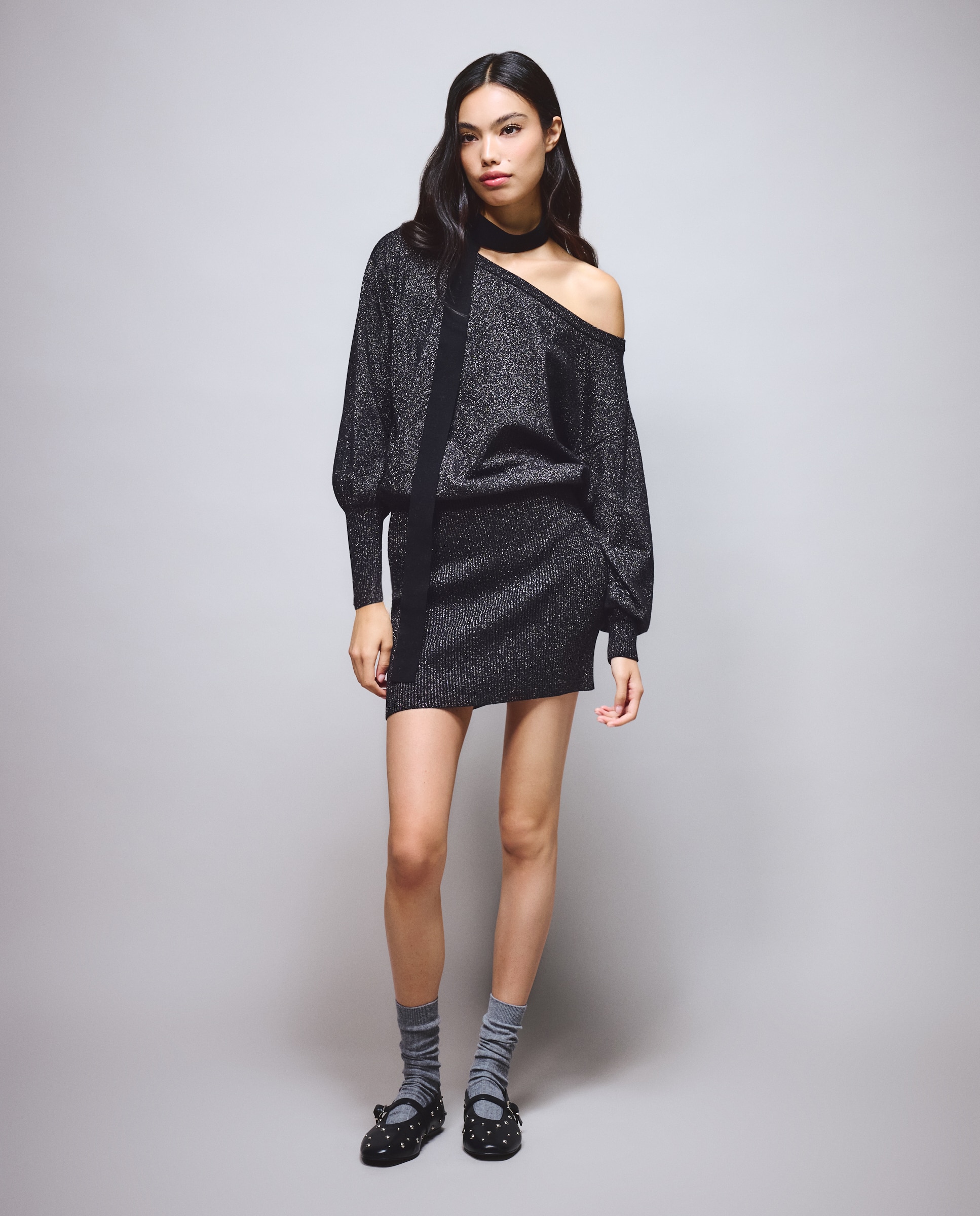 Imagen 0 de Vestido tubo murciélago Negro