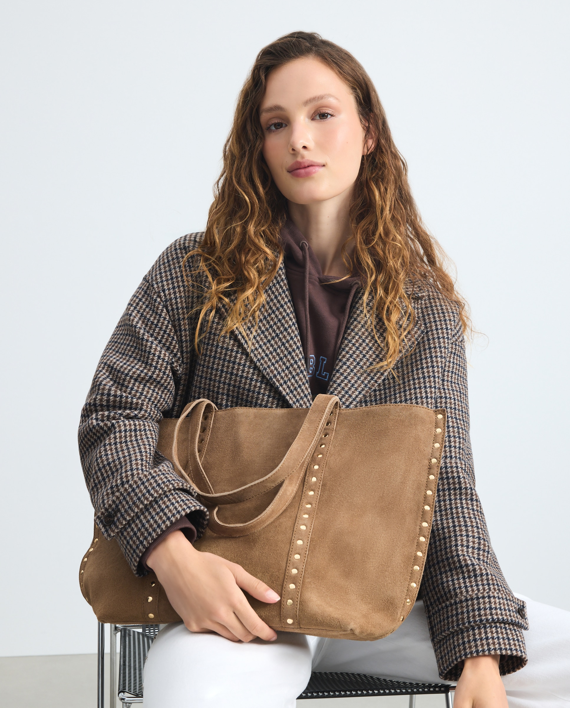 Mala Shopper com Tachas Castanho-5