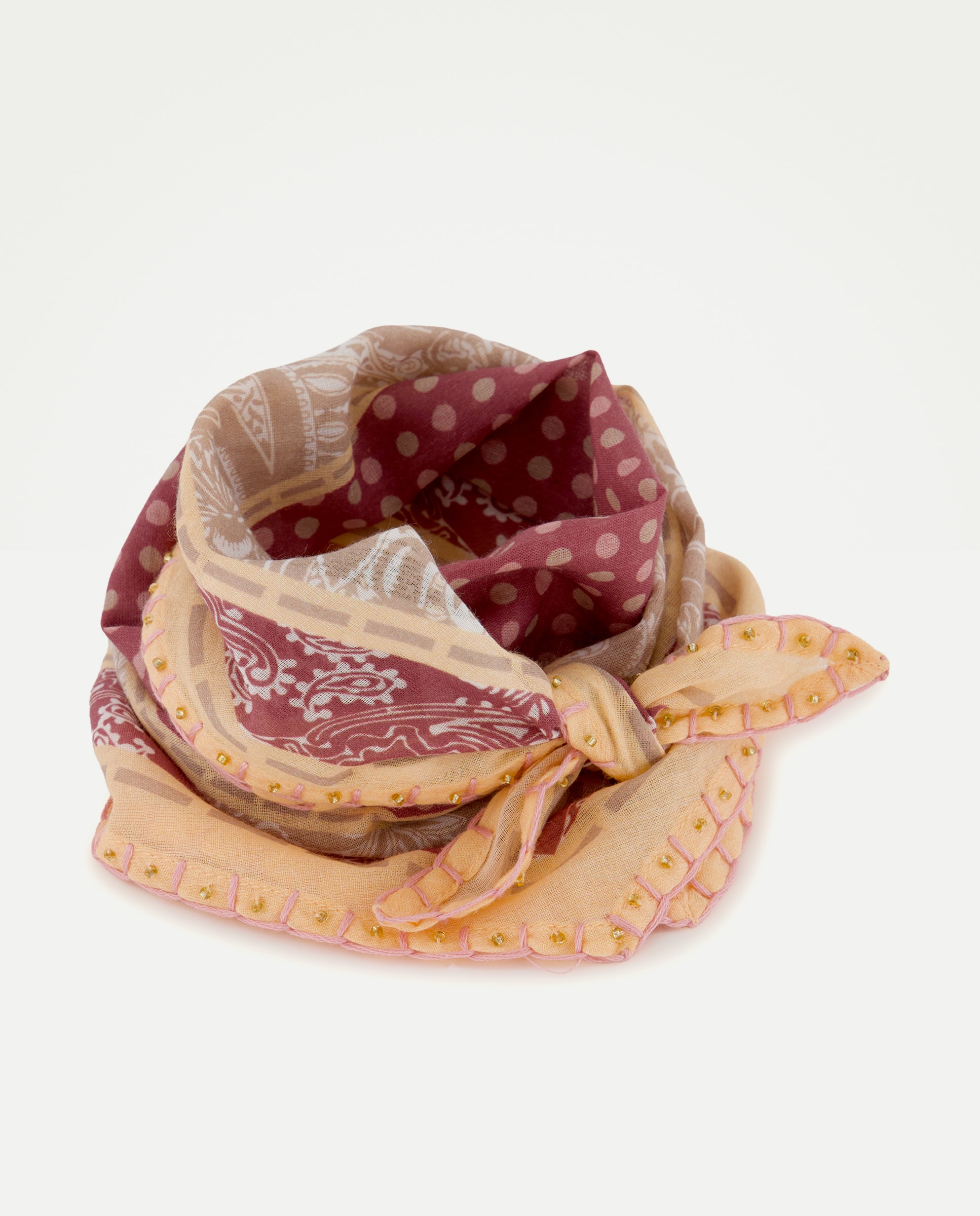 Imagem 0 de Bandana Bordada