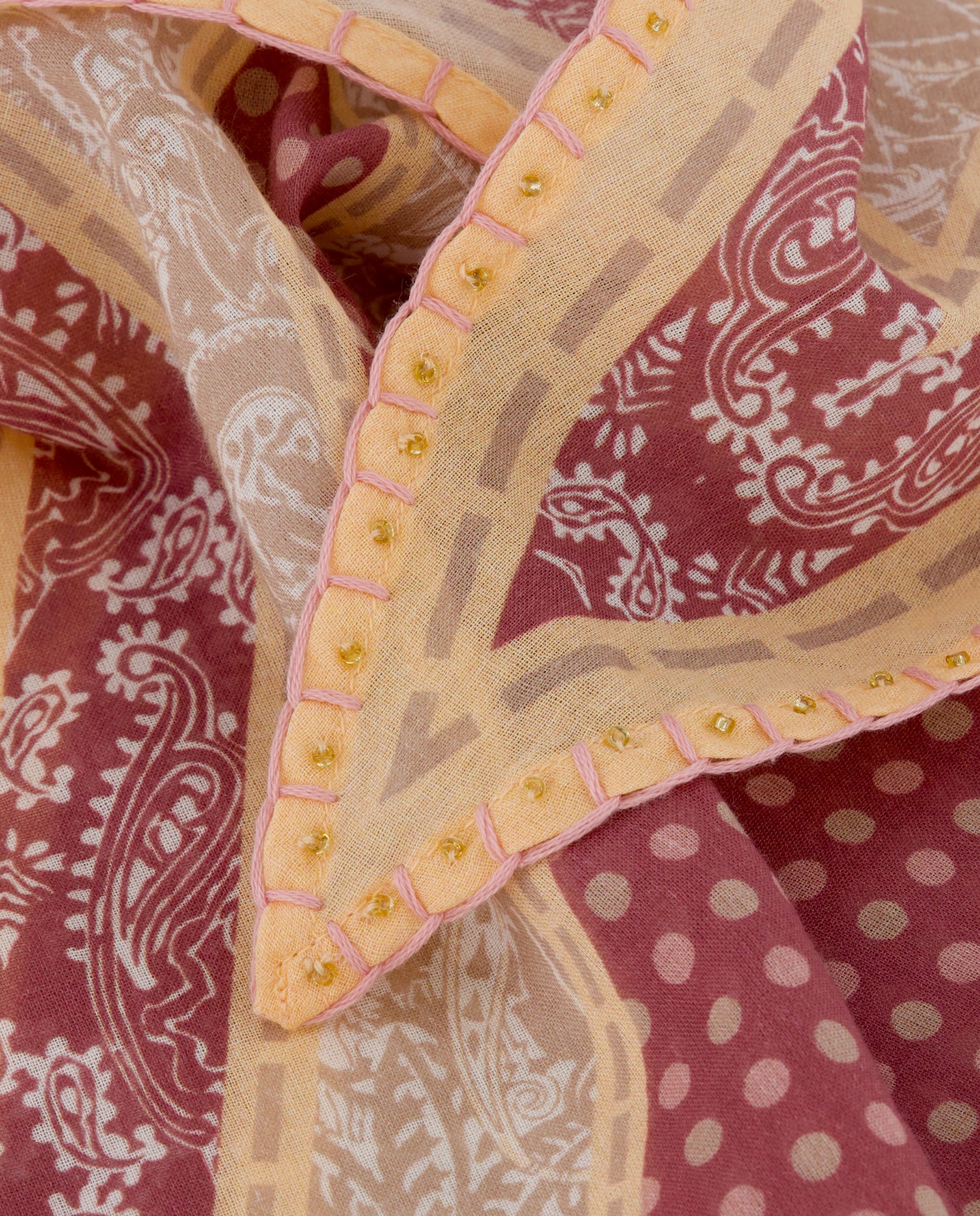 Bandana Bordada 200 Rosa-3