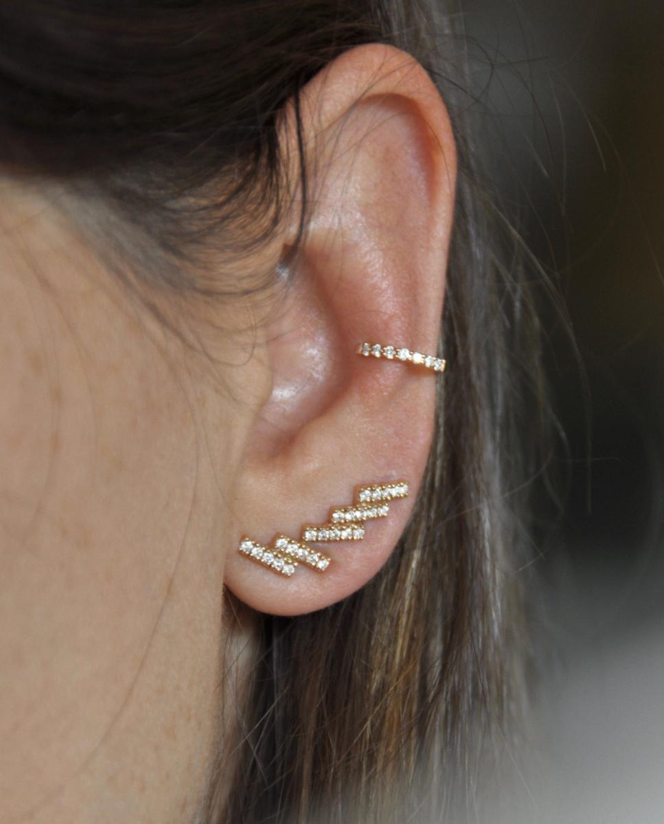 Brincos Skiline de Ouro e Diamantes - Rosa Branco-3