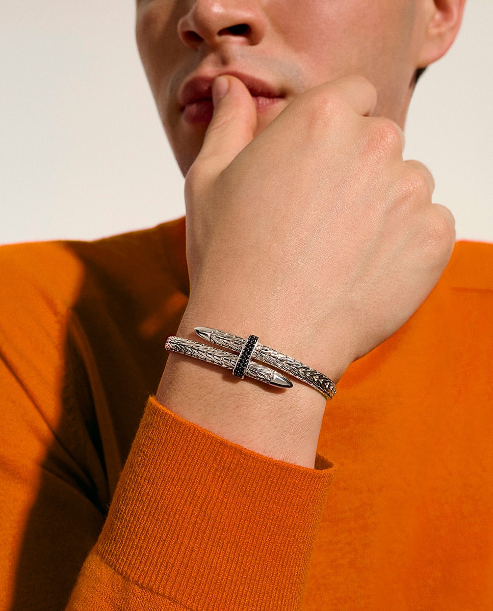 pryground PRY シュウトPLATE-CLIP ROD-BANGLE Pulsera Spear de plata y zafiro negro Negro John Hardy · El Corte