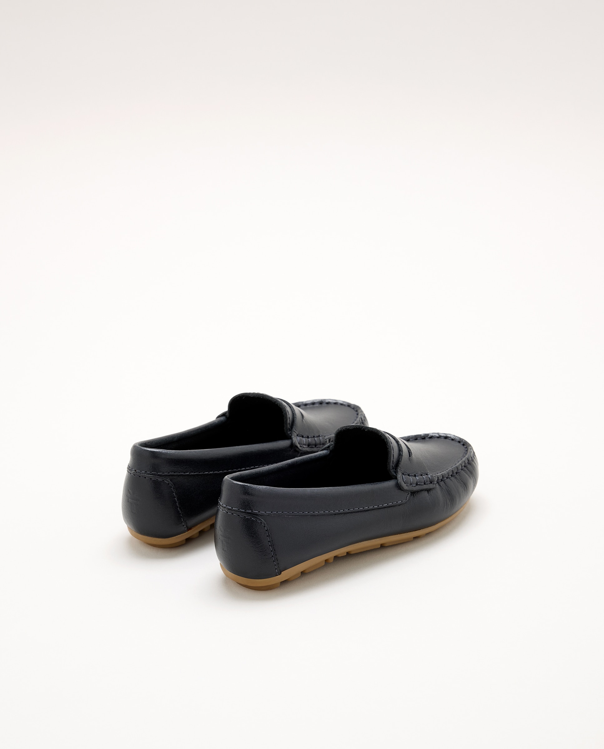 Imagen 3 de Mocasines de niño realizados en piel con antifaz - Coconut El Corte Inglés - Azul marino Azul marino