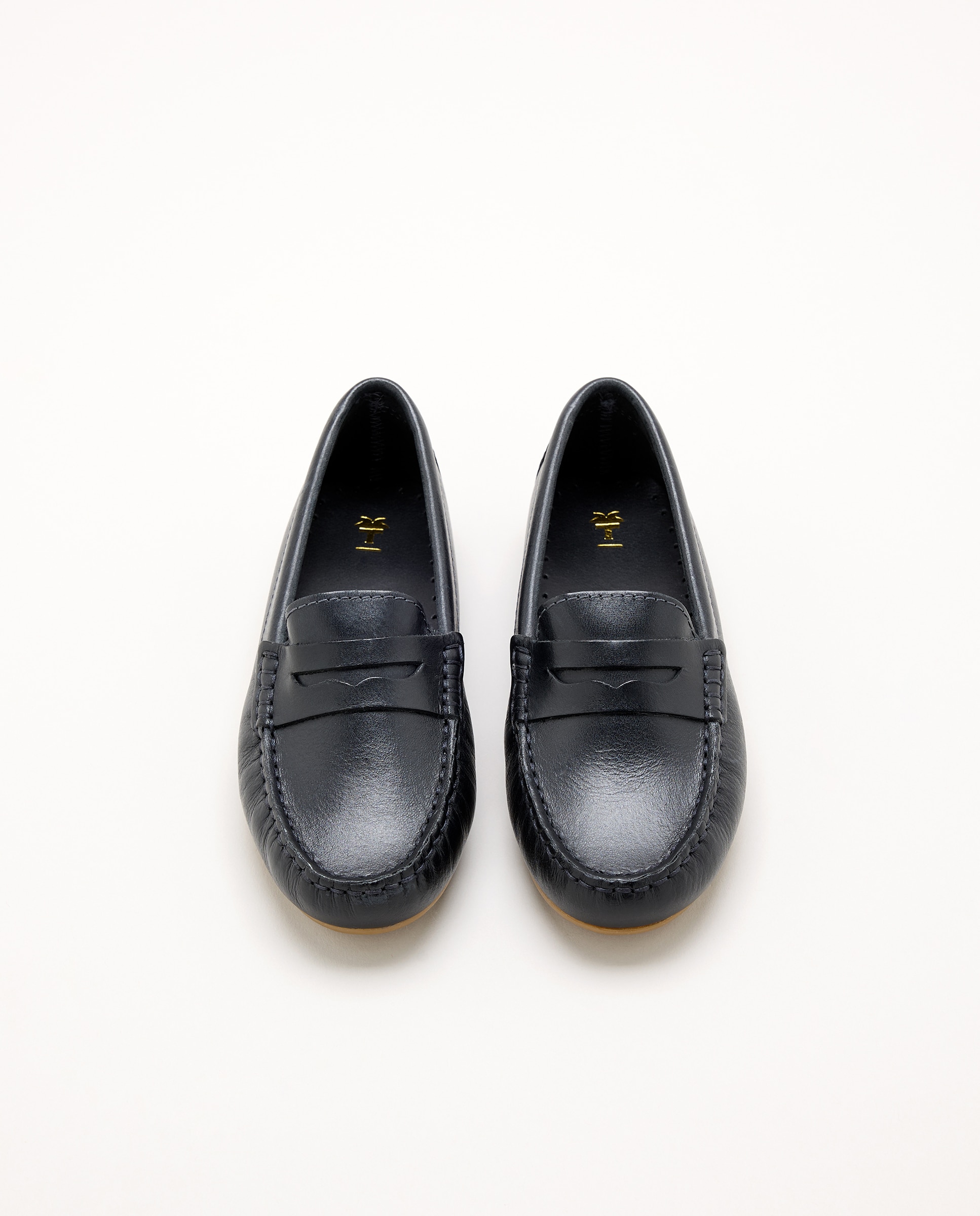 Imagen 4 de Mocasines de niño realizados en piel con antifaz - Coconut El Corte Inglés - Azul marino Azul marino