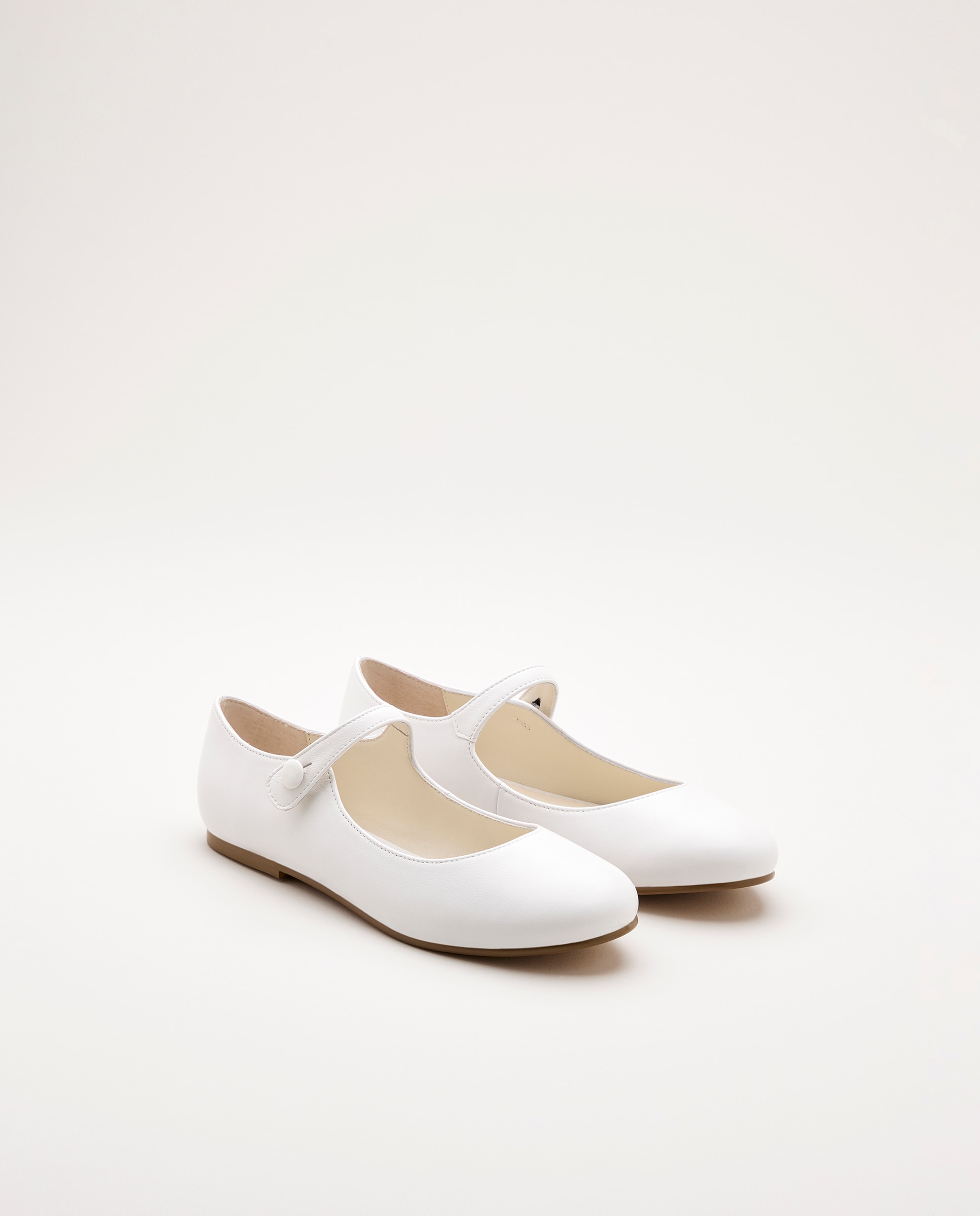 Sapatos de Presilha em Pele com Botão e Biqueira Redonda Branco-2