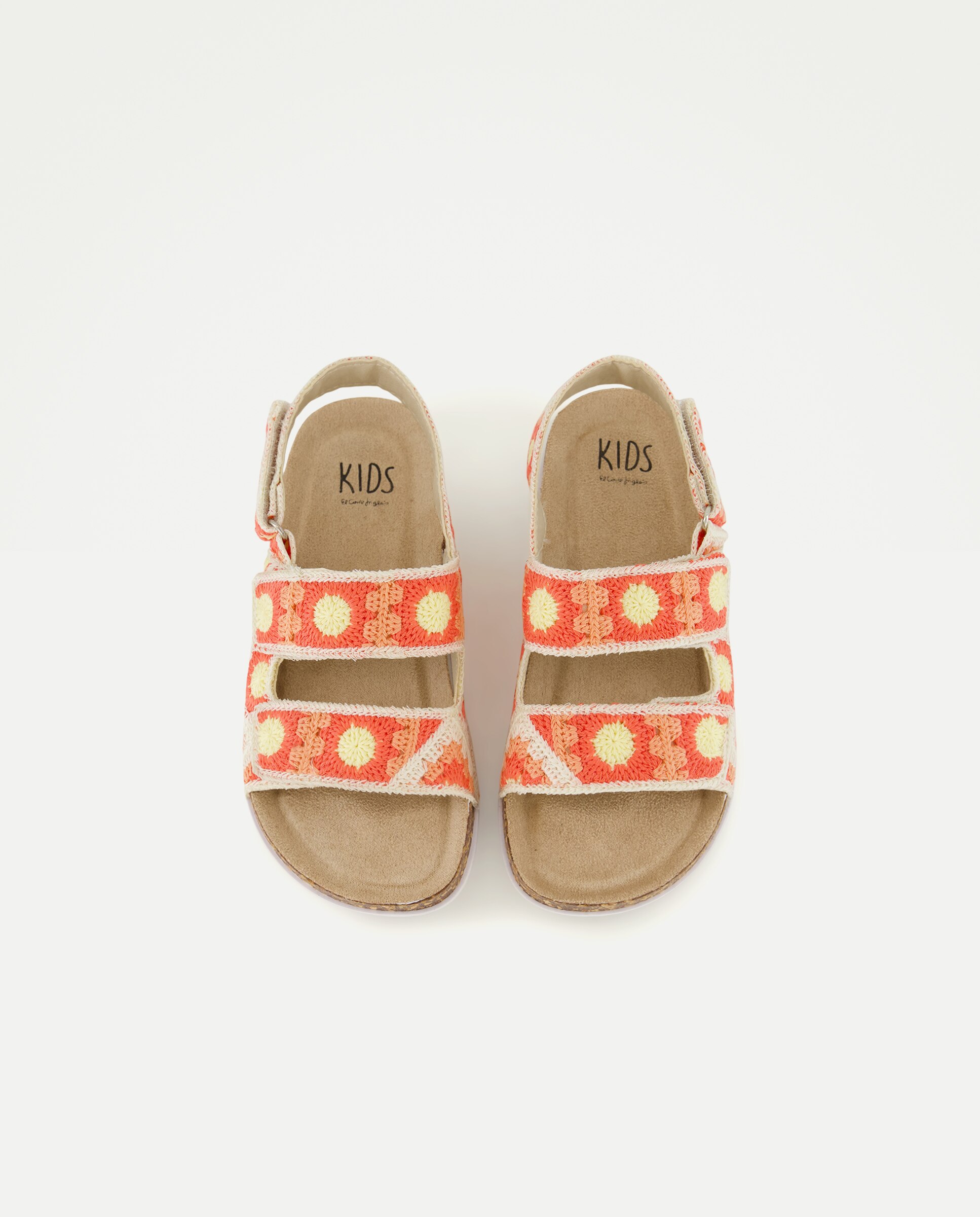 Sandálias com Detalhe de Crochet Multicolor-4