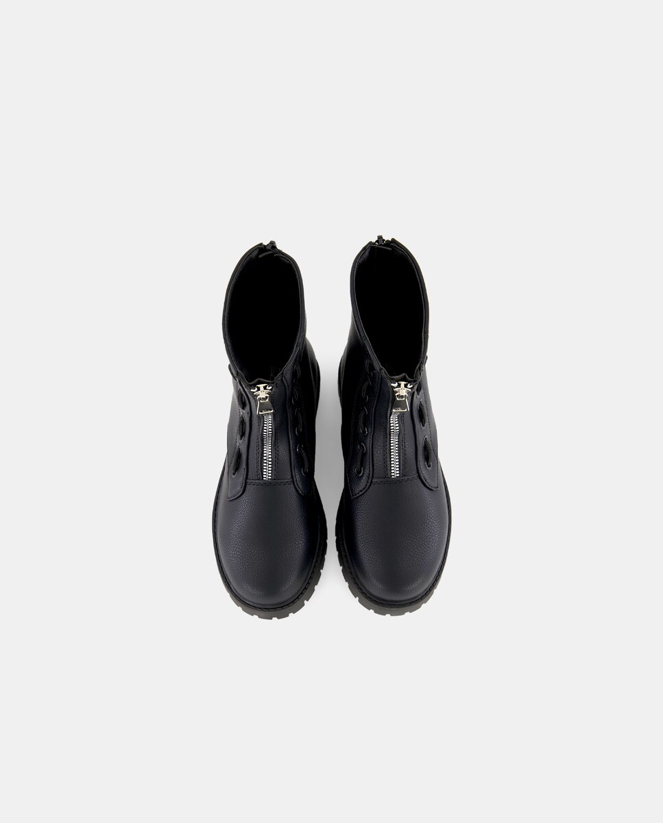 Botas Tipo Combat com Tachas Preto-4