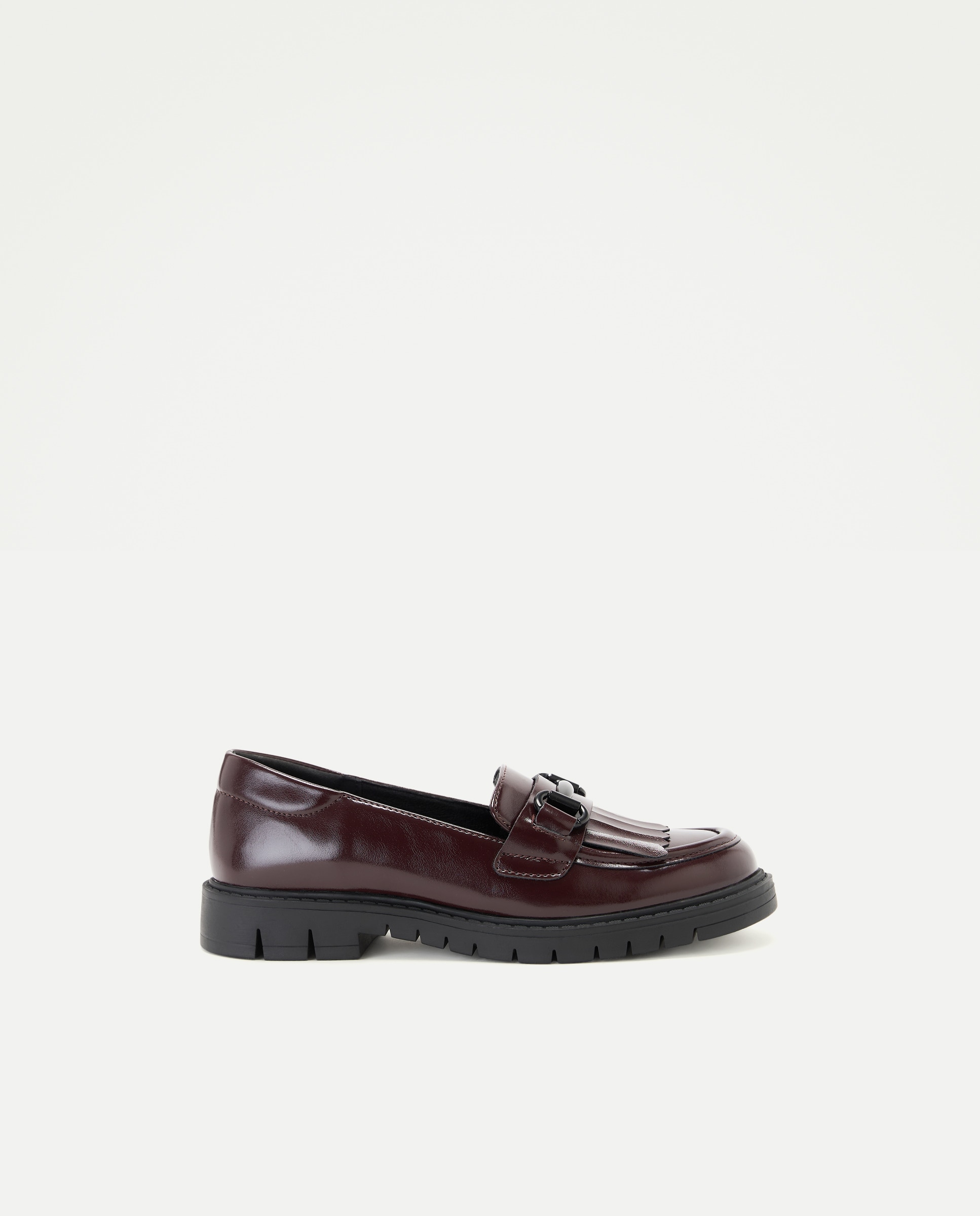 Imagem 0 de Mocassins com Travessão e Adorno de Franjas
