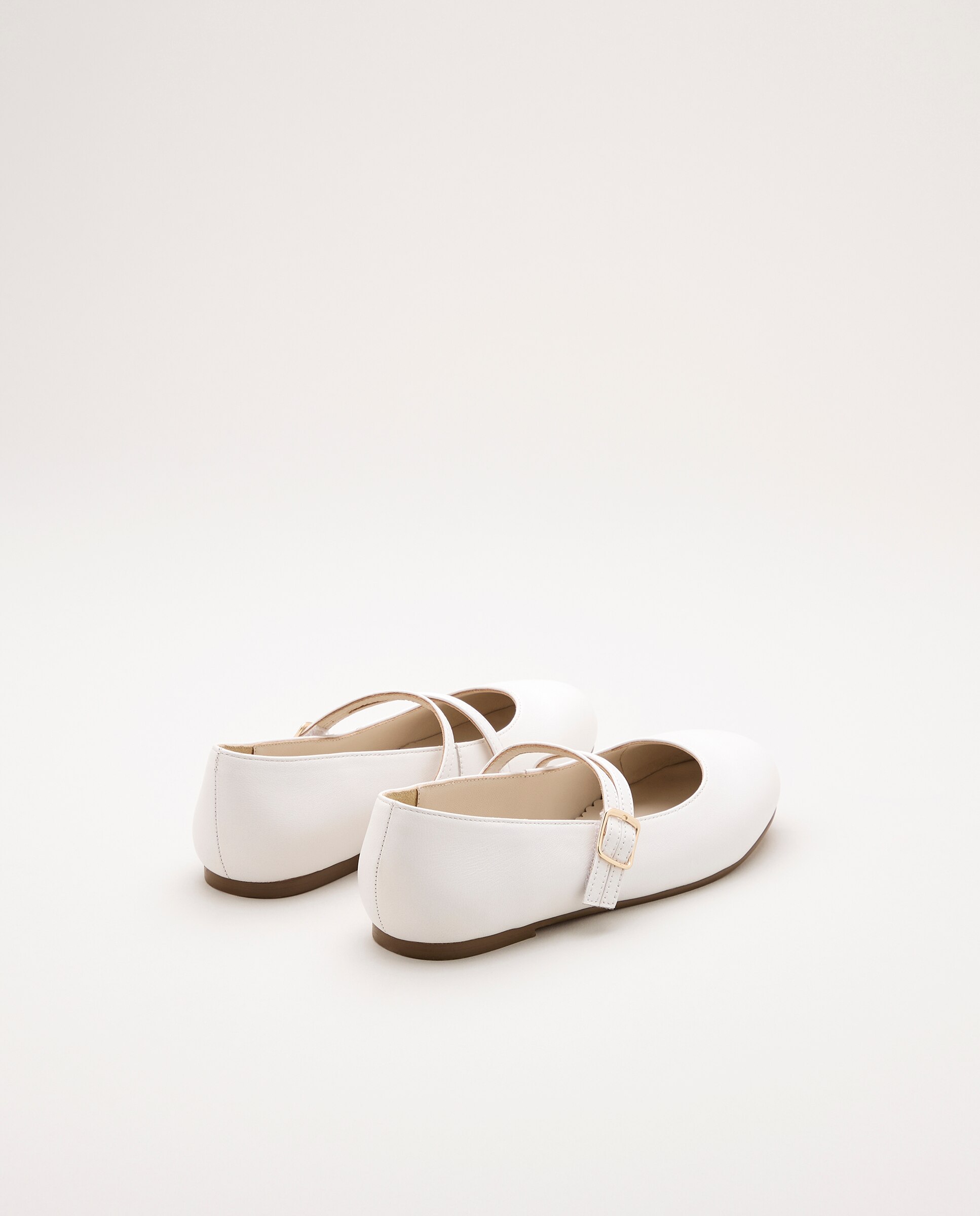Sapatos de Presilha em Pele com Tira Dupla Cruzada Branco-3