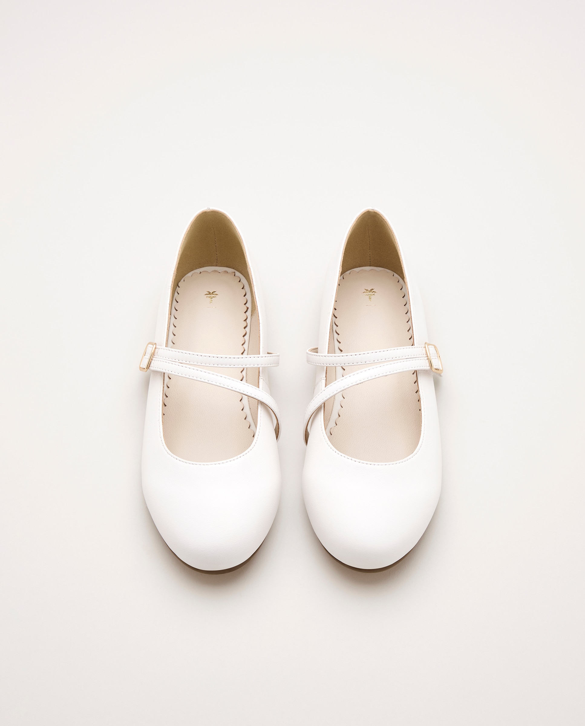 Sapatos de Presilha em Pele com Tira Dupla Cruzada Branco-4