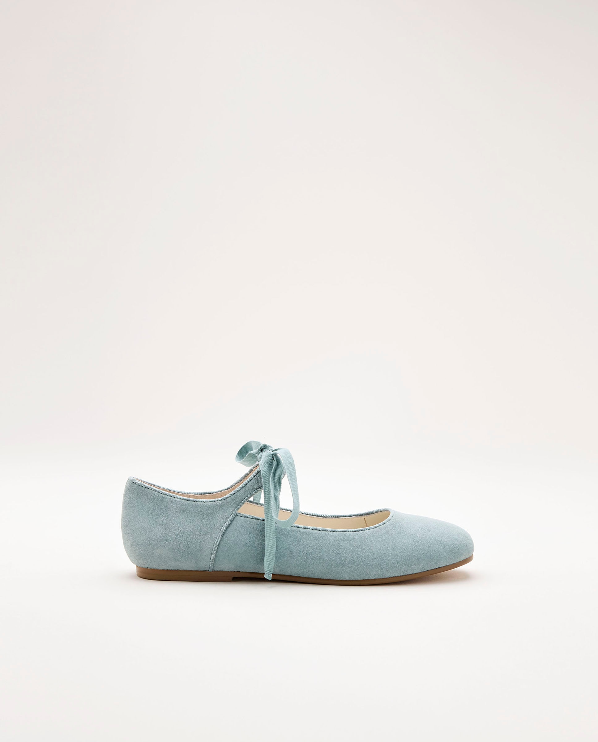 Imagem 0 de Sapatos de Presilha em Camurça com Cordão e Biqueira Redonda