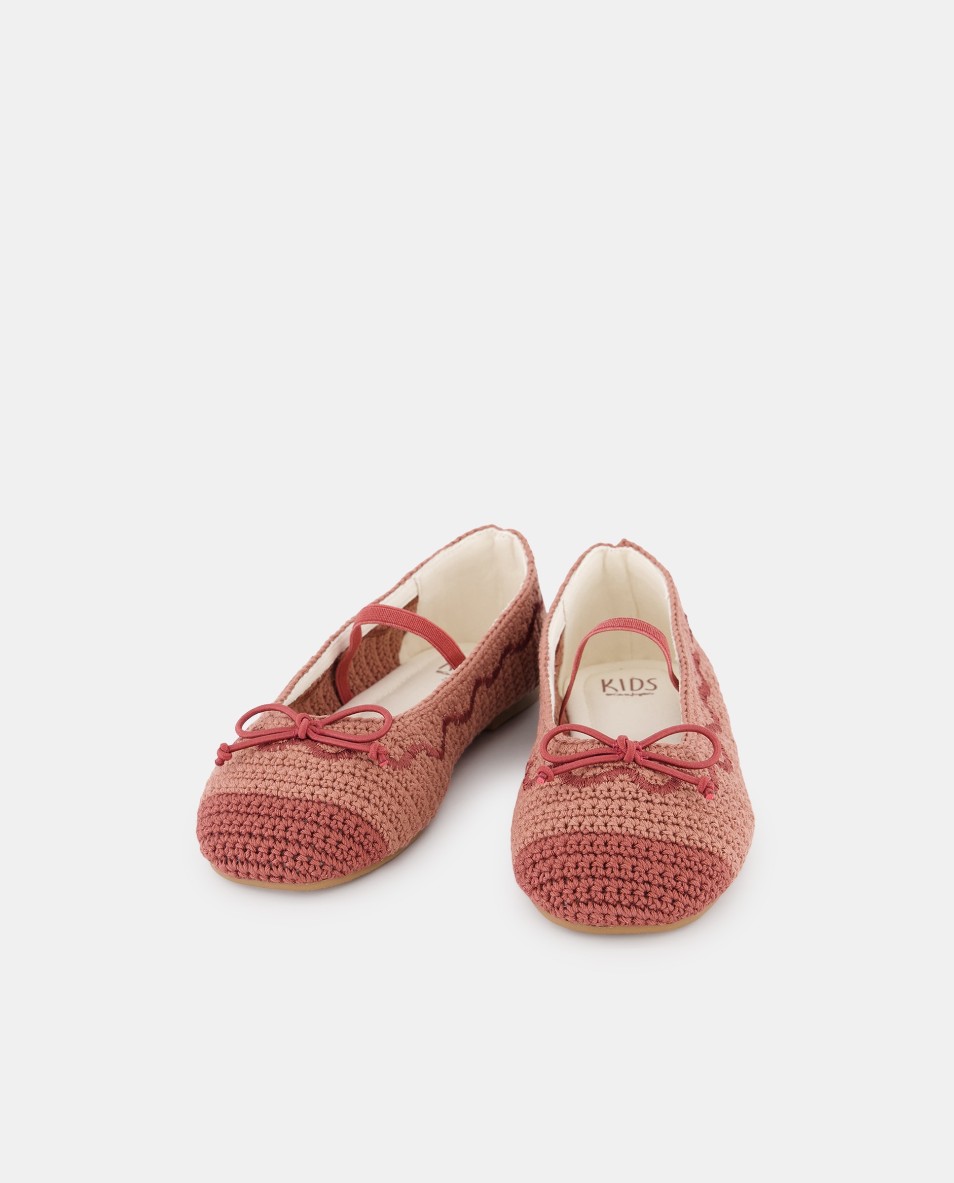 Sapatos de Presilha Tipo Sabrinas de Crochet Rosa-claro-2