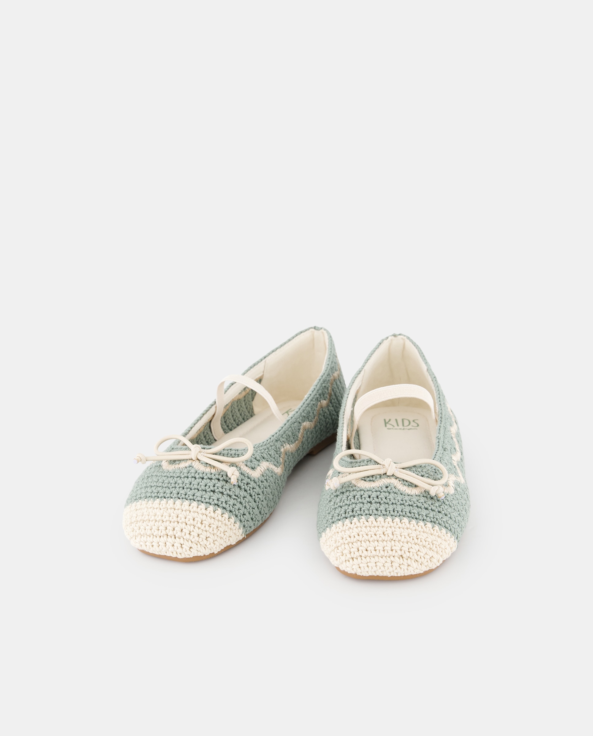 Sapatos de Presilha Tipo Sabrinas de Crochet Verde Pato-2