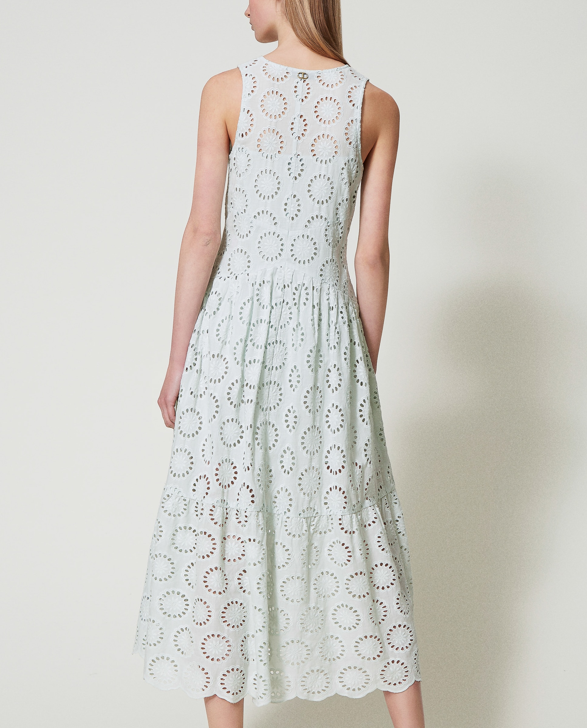 Vestido Comprido com Bordado InglÊs Verde-3