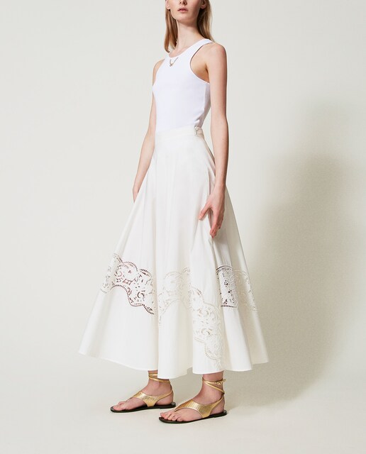 Imagen 0 de Falda de popelina con bordado inglés