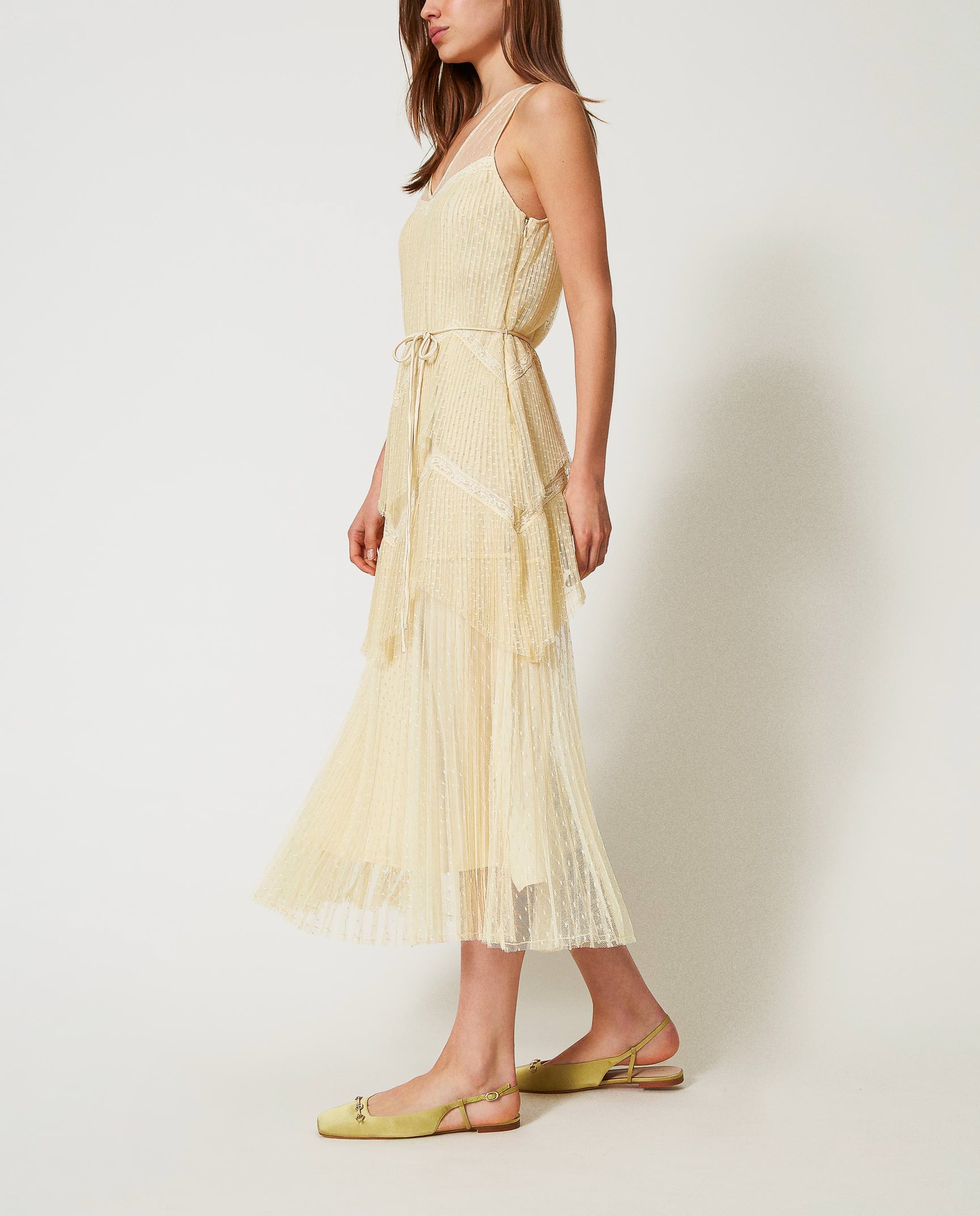 Imagem 0 de Vestido Comprido de Tule Plissado