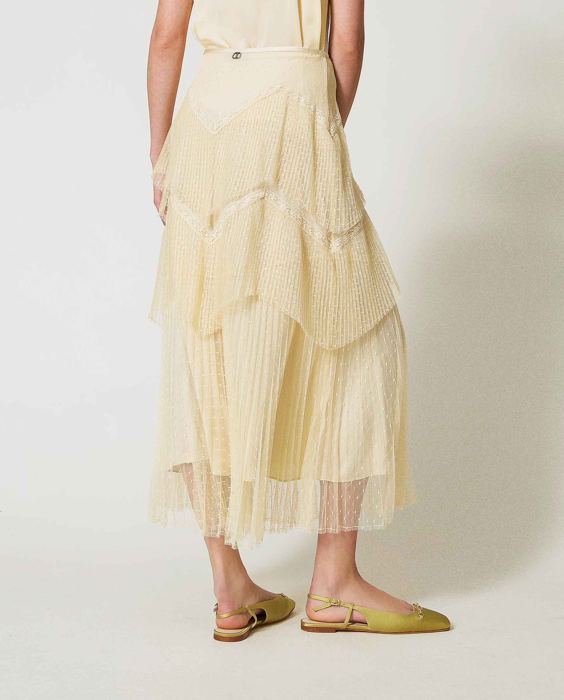 Saia Comprida de Tule Plissado Amarelo-3