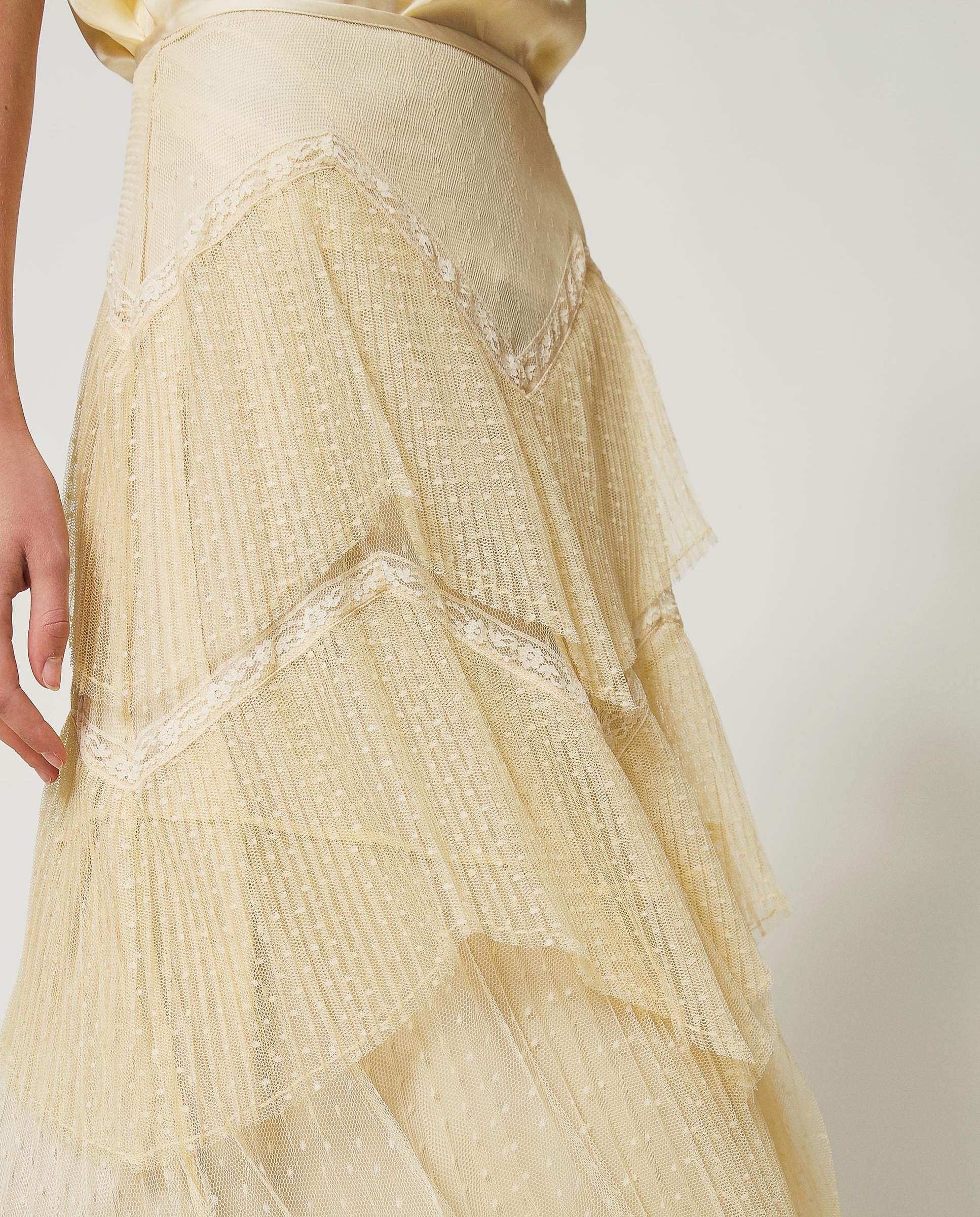 Saia Comprida de Tule Plissado Amarelo-4