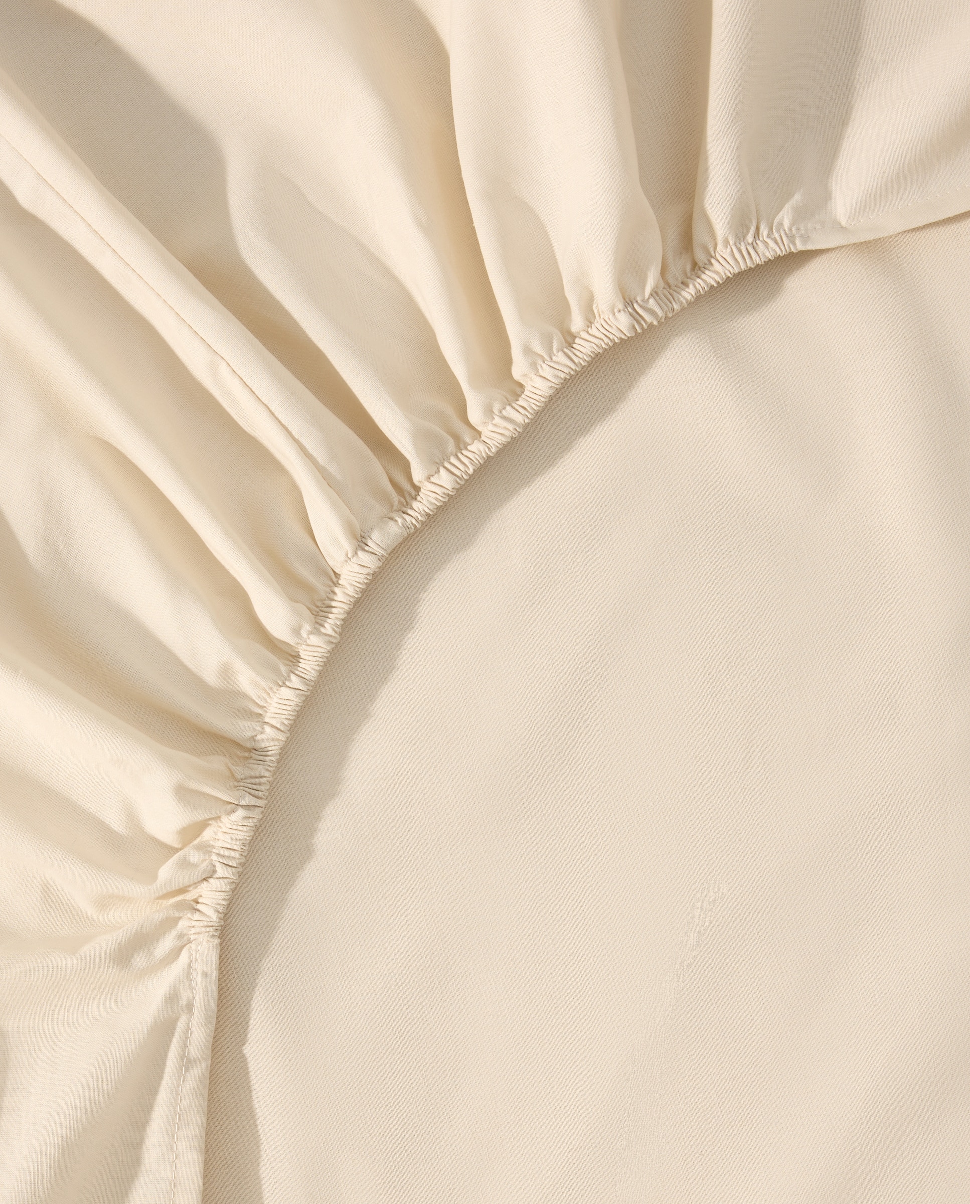 Sábana bajera lisa ajustable polycotton beige Beige-3