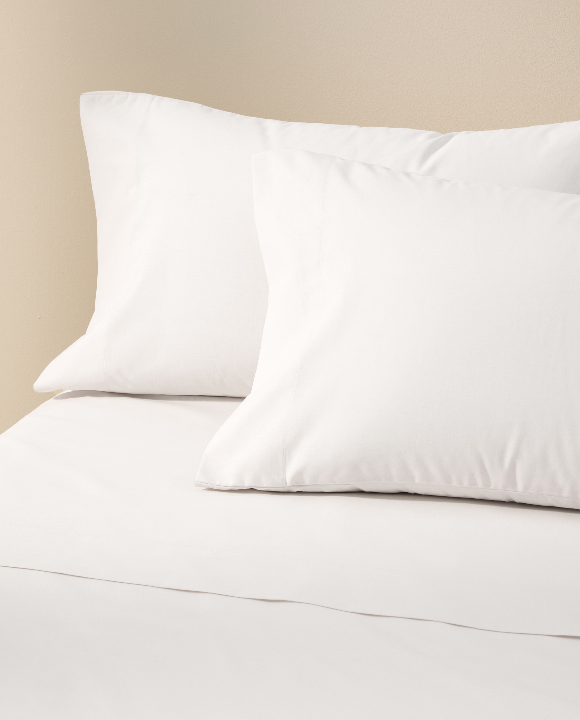 Imagen 0 de Juego de 2 fundas de almohada lisas polycotton blanco